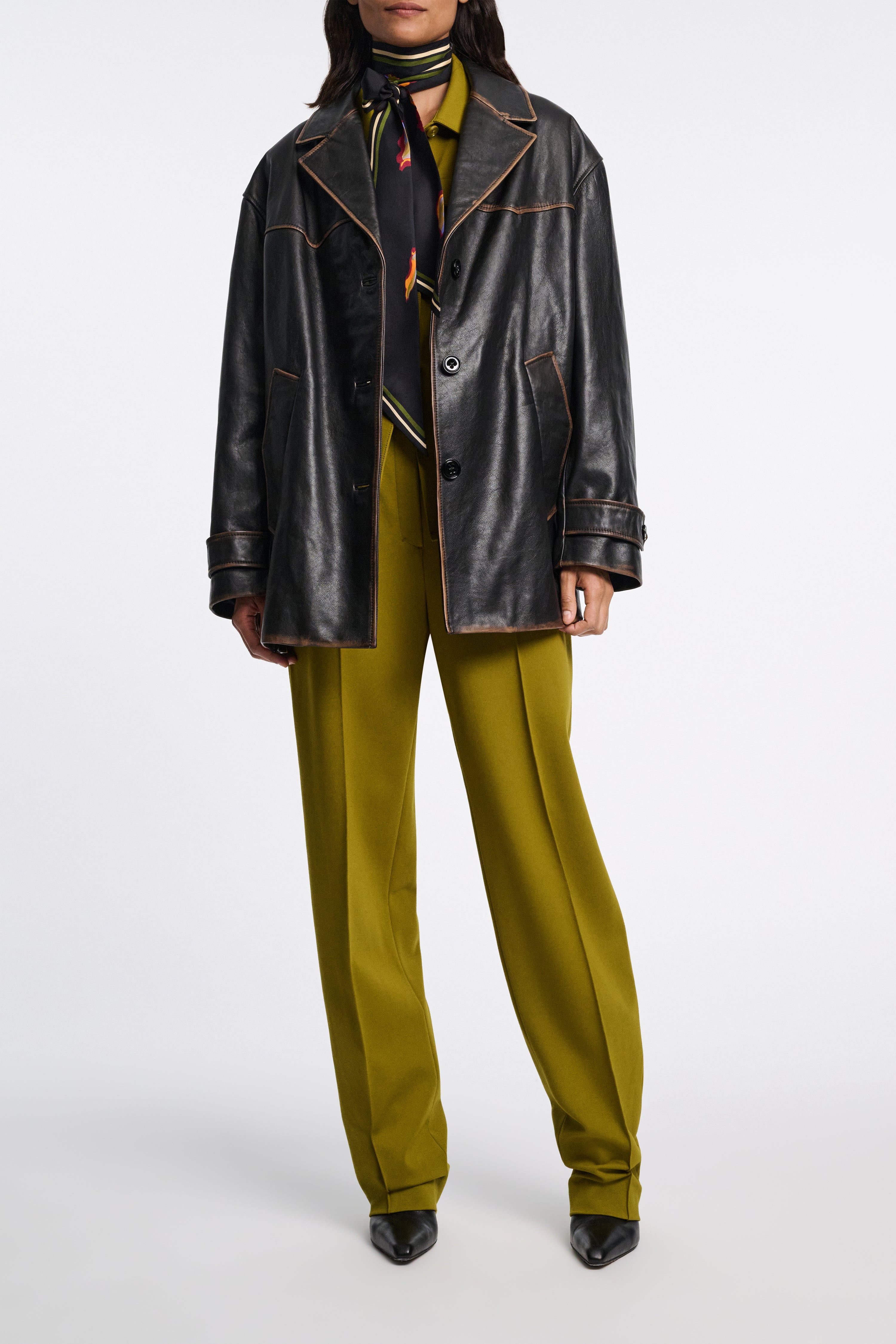 EMOTIONAL ESSENCE pants