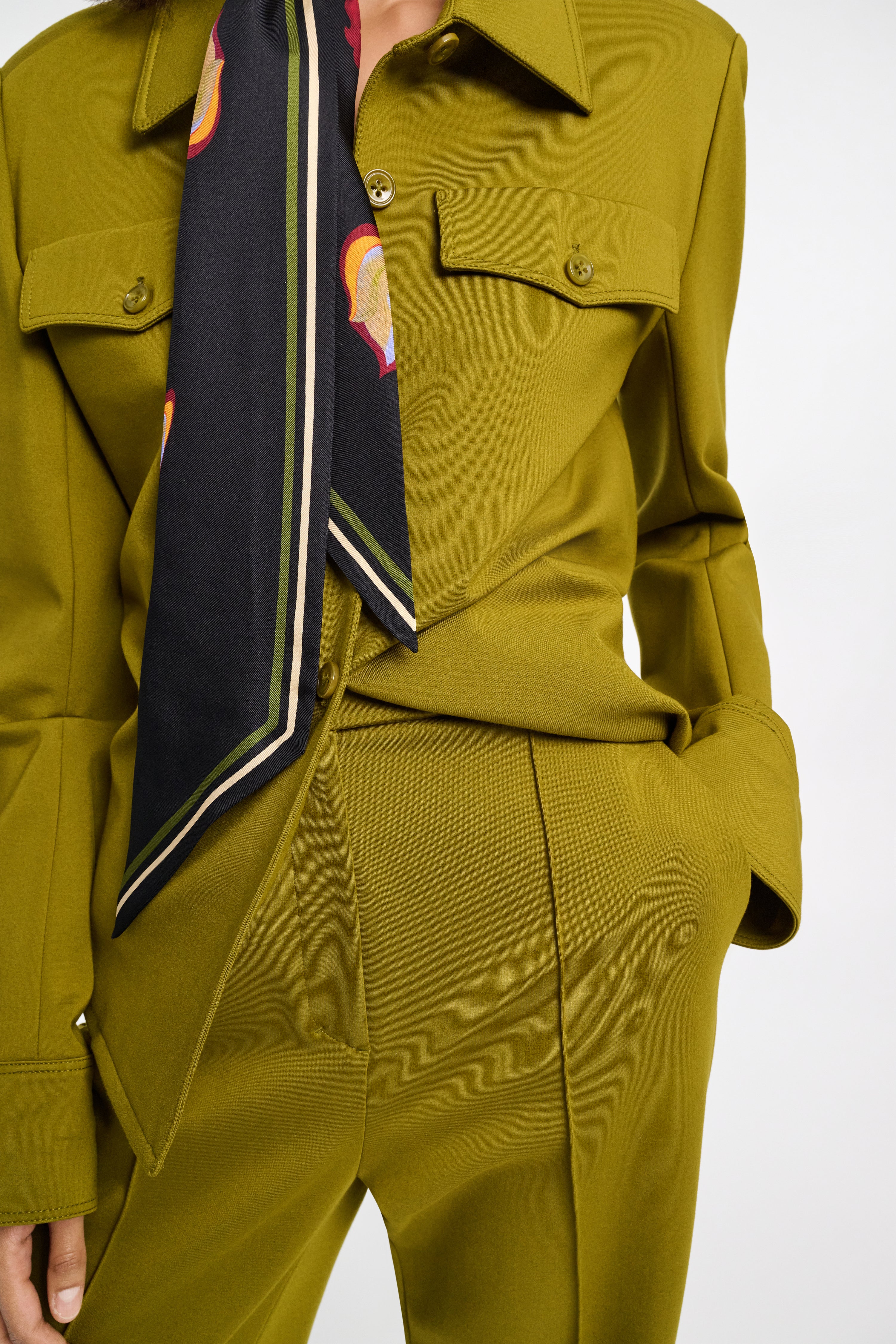 EMOTIONAL ESSENCE pants