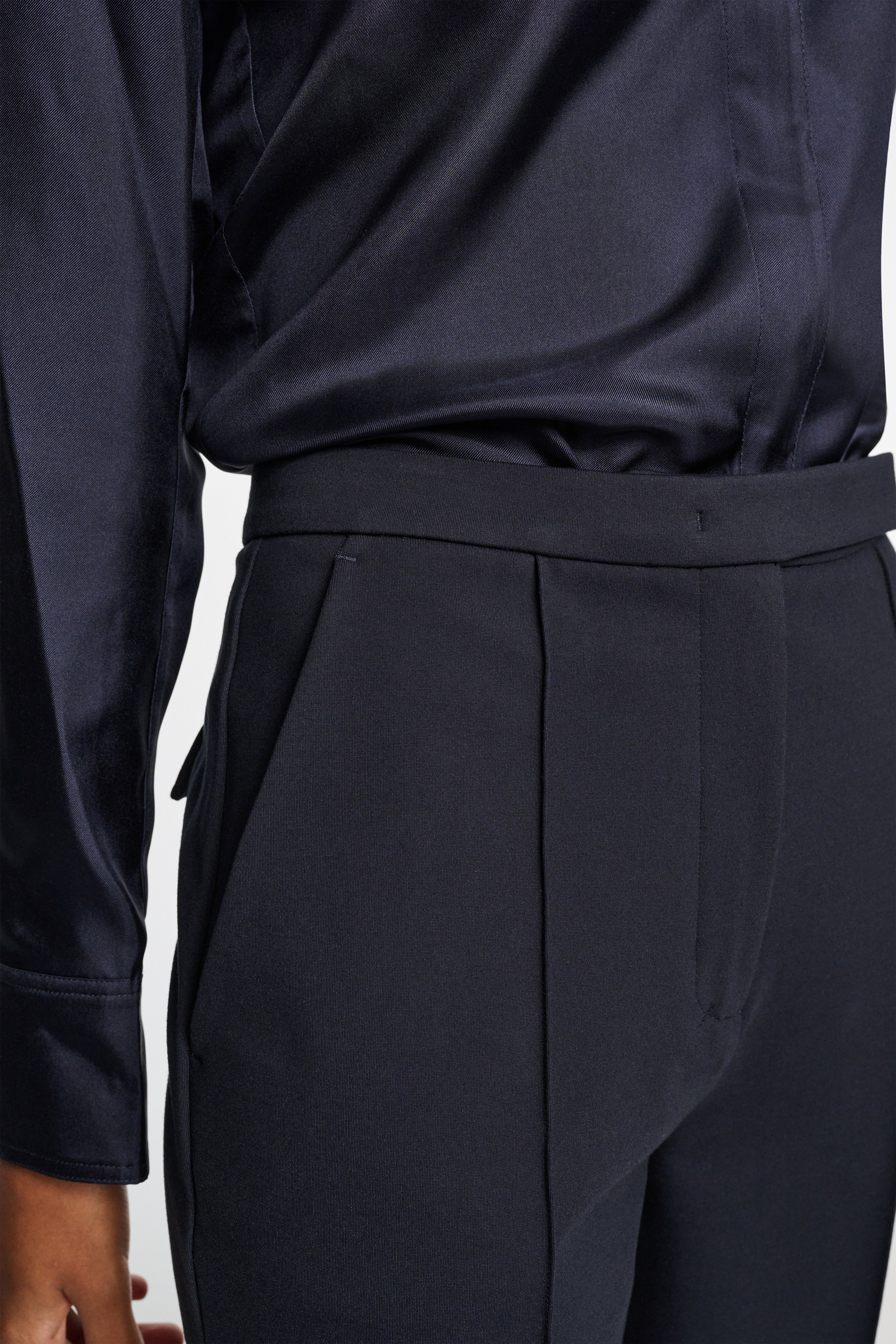 EMOTIONAL ESSENCE pants