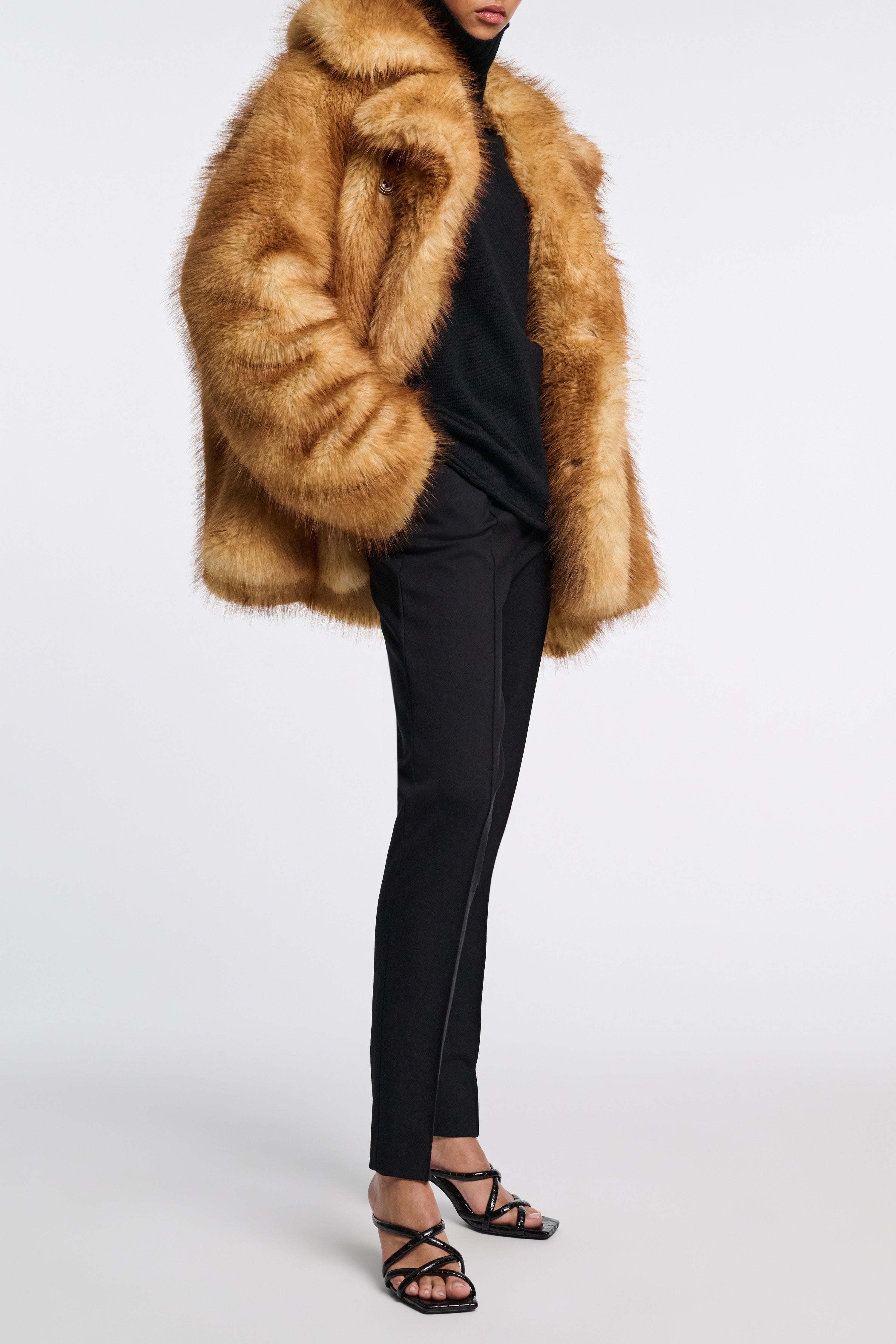 EMOTIONAL ESSENCE pants