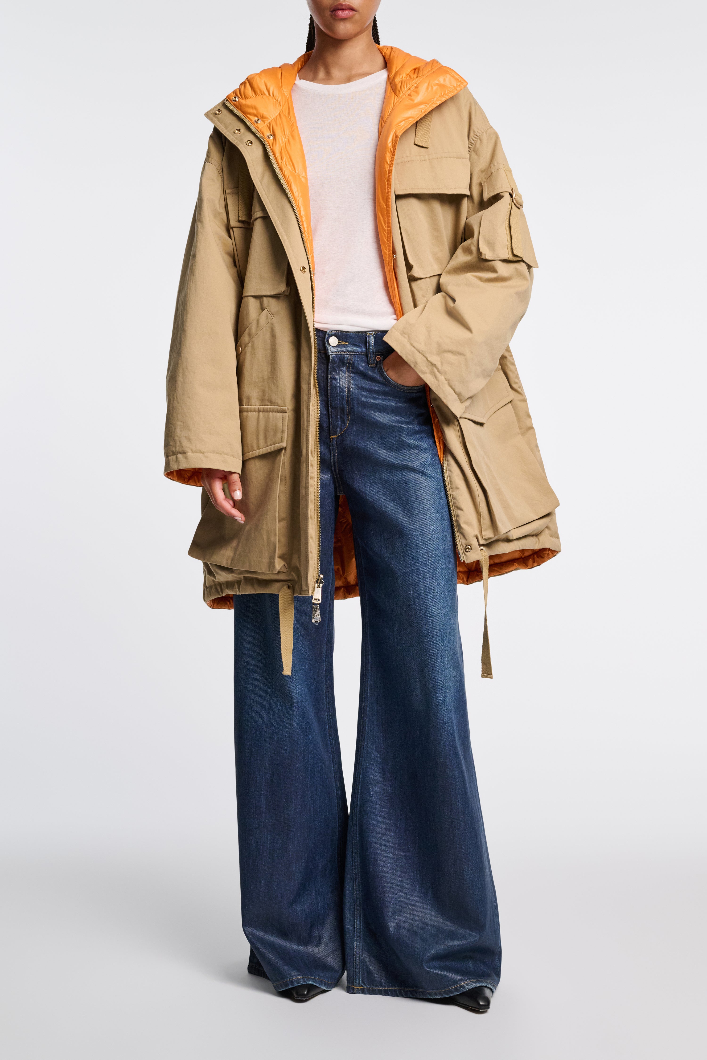 ADVENTUROUS MOVEMENT coat