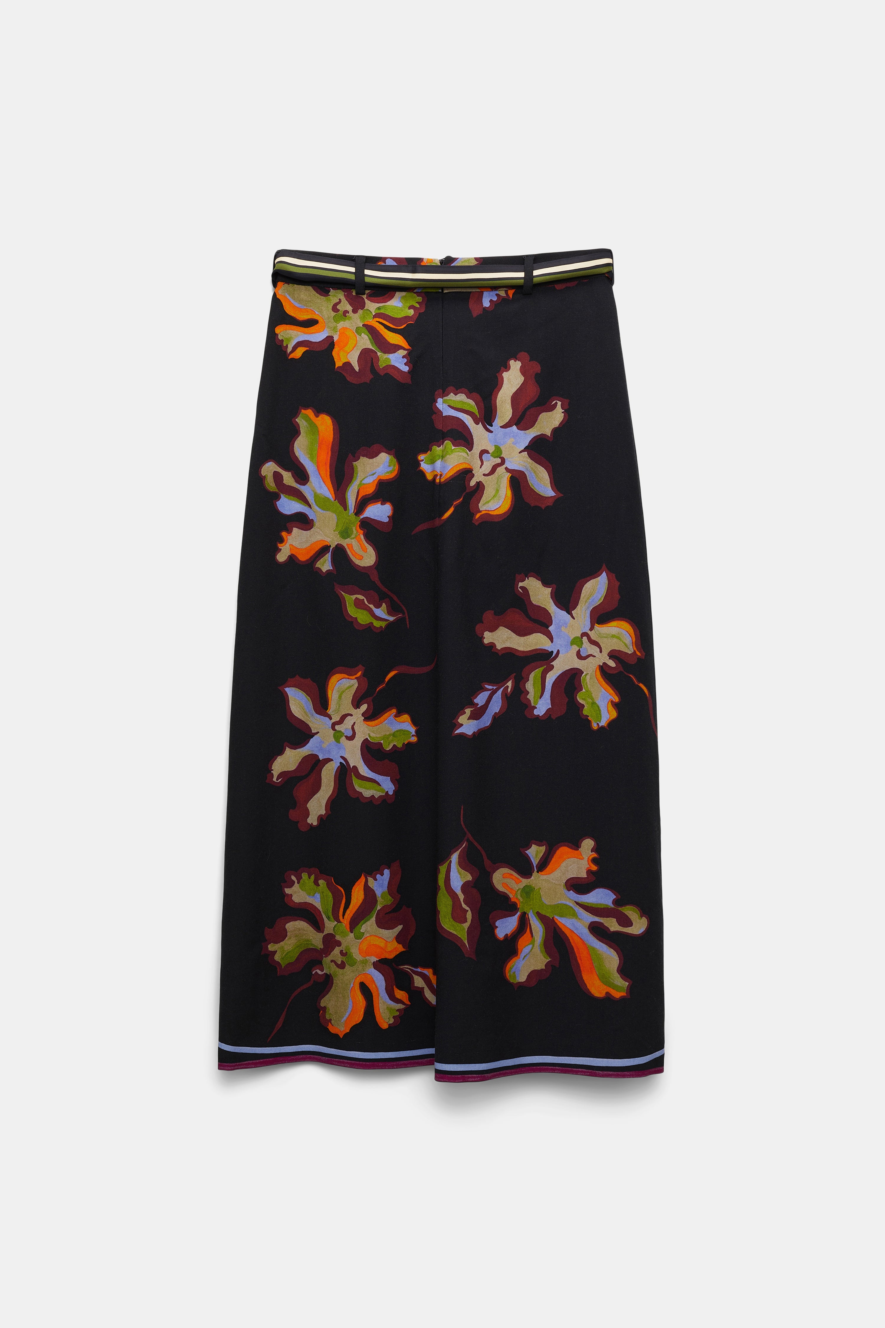 FLORAL SEDUCTION skirt