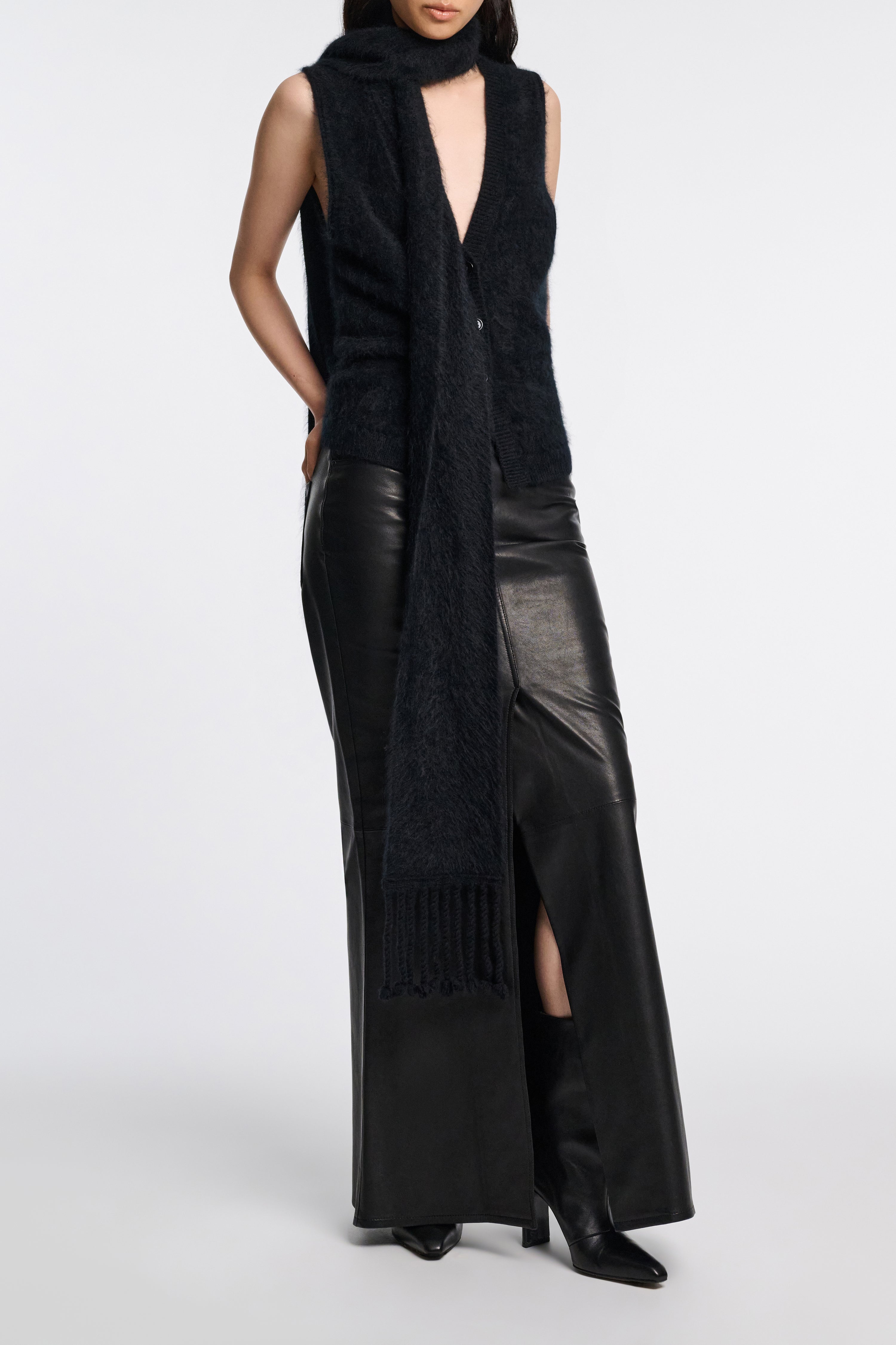 CHIC SOPHISTICATION-Wide short boot