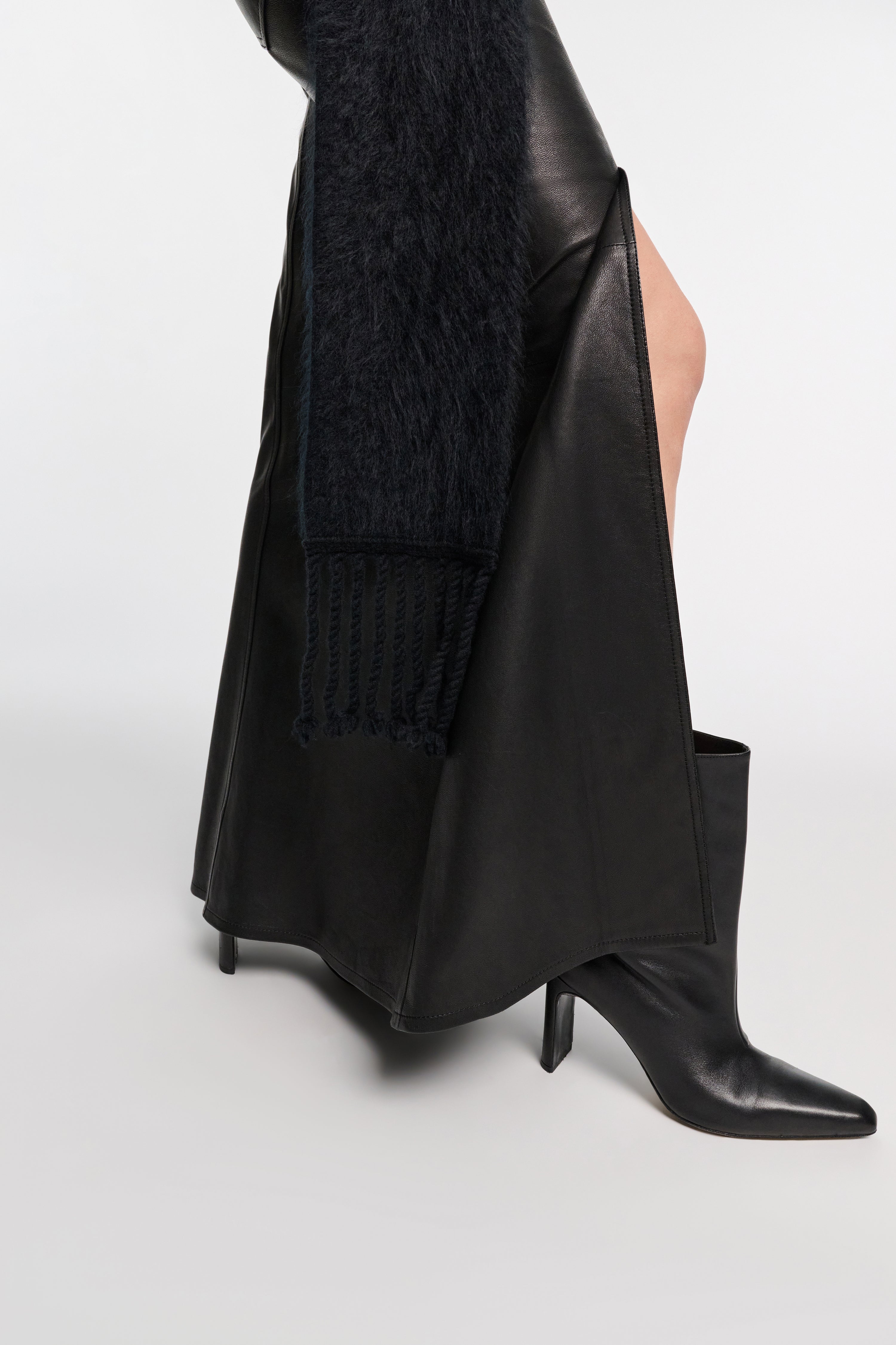 CHIC SOPHISTICATION-Wide short boot
