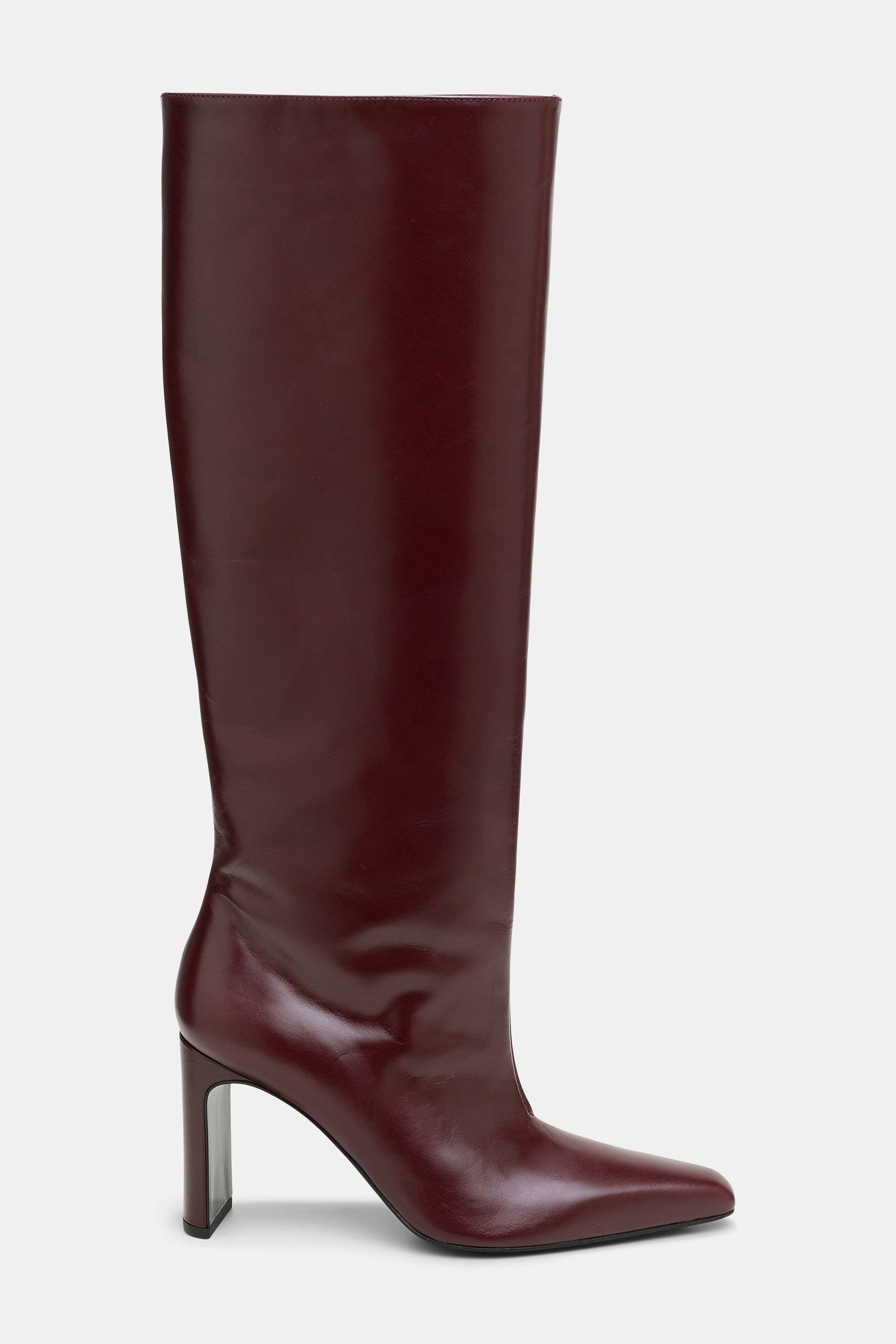 CHIC SOPHISTICATION- Wide tall boot