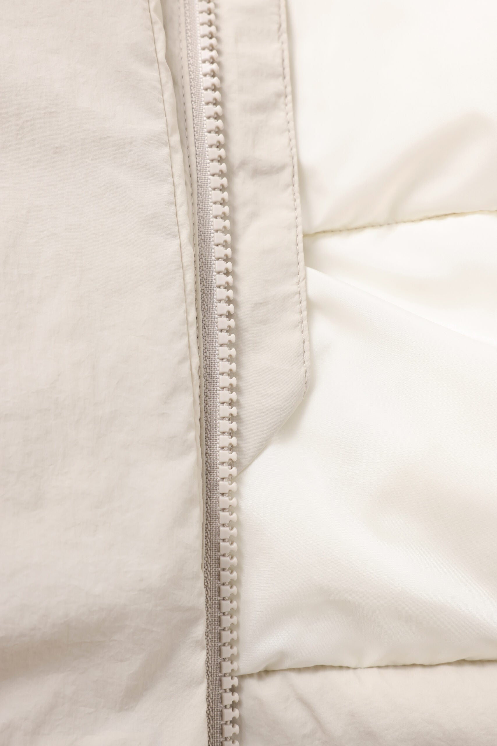 Embassy Of Bricks And Logs-ALVIK PUFFER JACKET-Jacken & Mäntel-Black-Deal-Outlet-by-ARCHIVIST