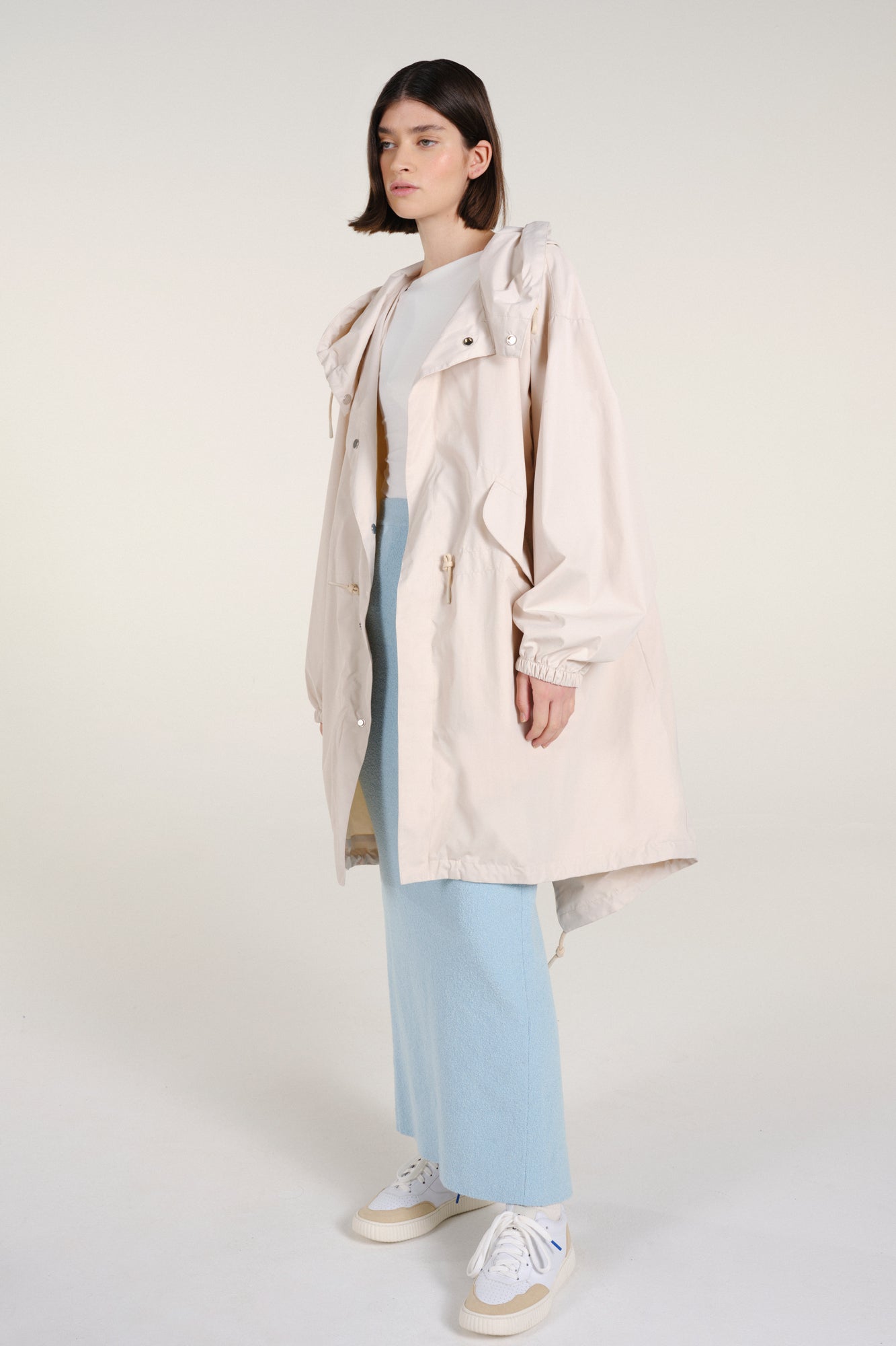 243-Irvine-Raincoat-Pale-Sand-005.jpg