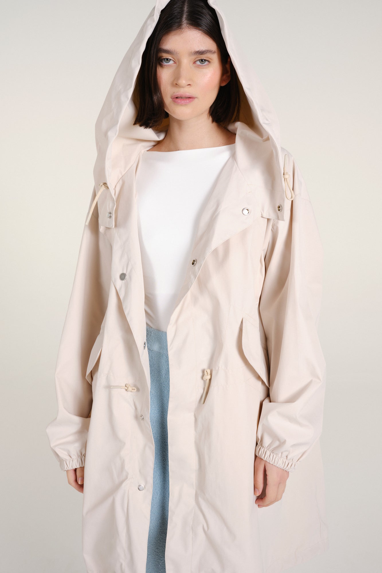 Embassy Of Bricks And Logs-IRVINE RAINCOAT-Jacken & Mäntel-Black-Deal-Outlet-by-ARCHIVIST