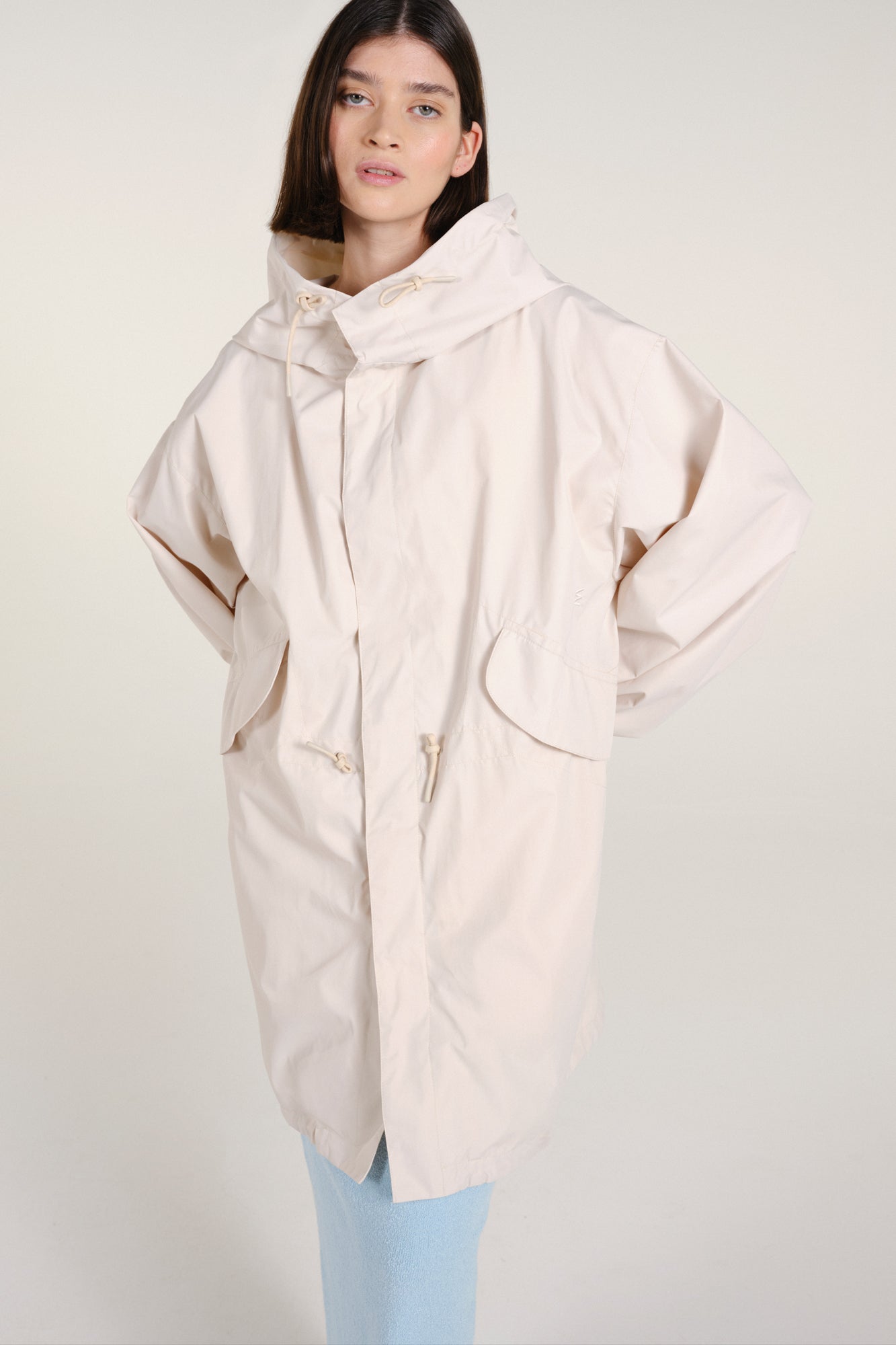 243-Irvine-Raincoat-Pale-Sand-025.jpg