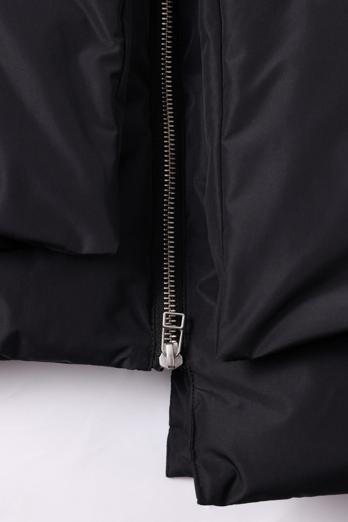 Embassy Of Bricks And Logs-LOURDES PUFFER COAT-Jacken & Mäntel-Black-Deal-Outlet-by-ARCHIVIST