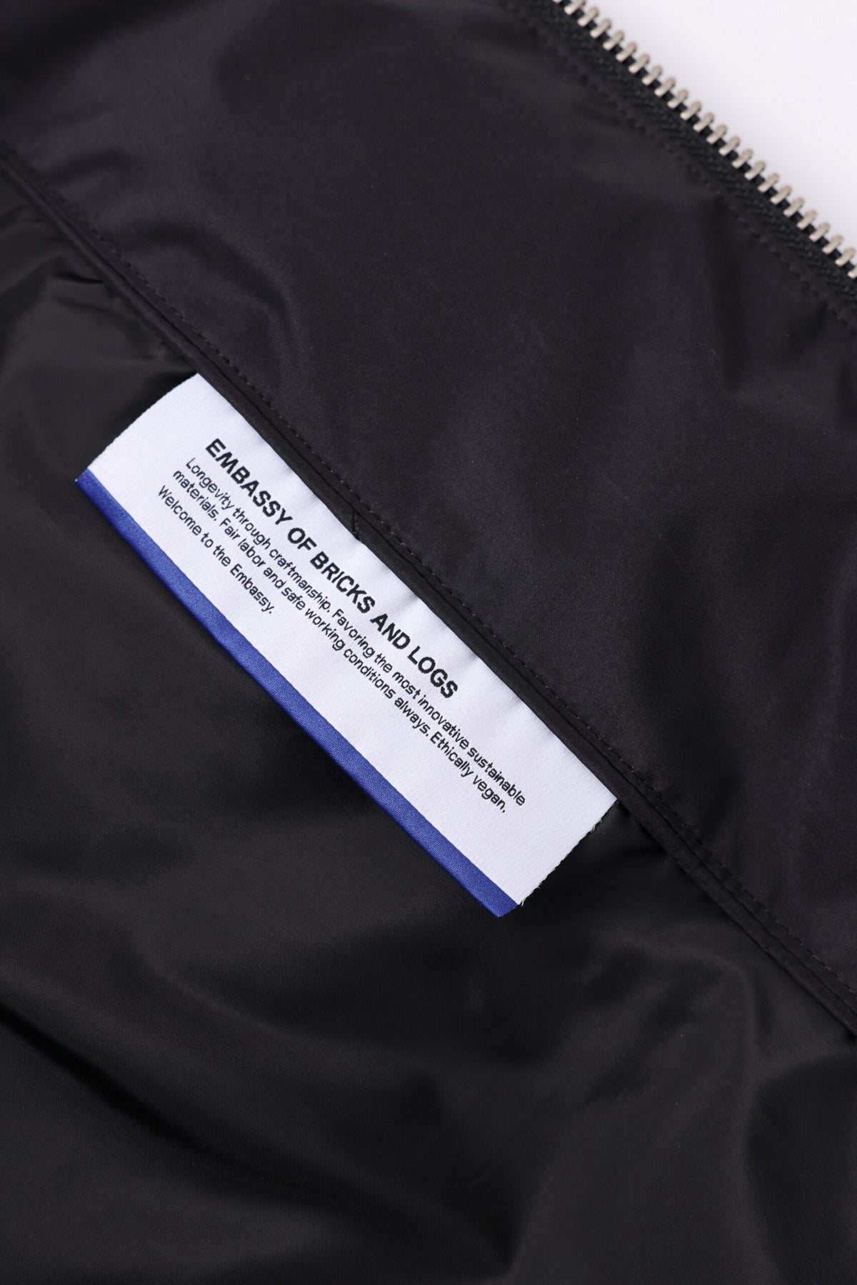 Embassy Of Bricks And Logs-LOURDES PUFFER COAT-Jacken & Mäntel-Black-Deal-Outlet-by-ARCHIVIST