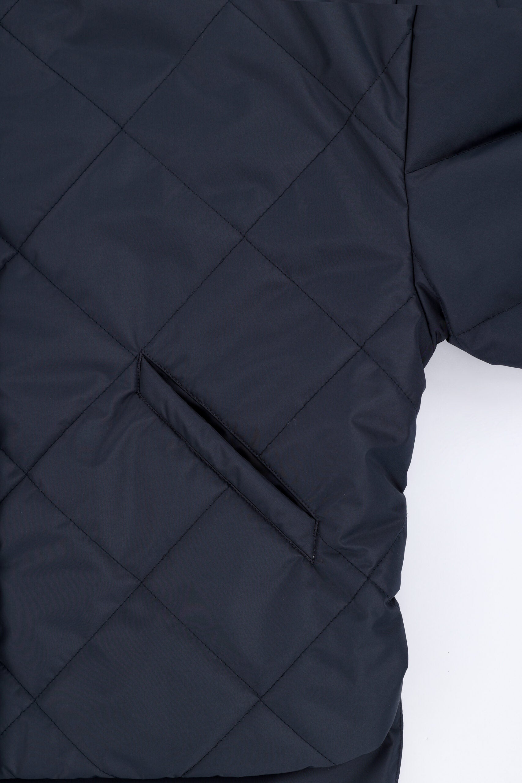 Embassy Of Bricks And Logs-MONZA PUFFER JACKET-Jacken & Mäntel-Black-Deal-Outlet-by-ARCHIVIST
