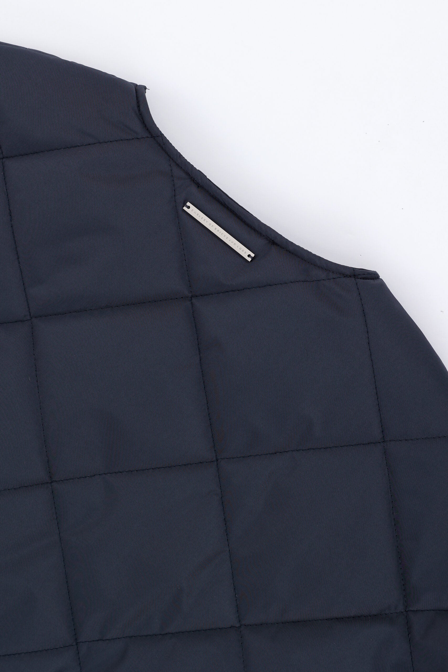 Embassy Of Bricks And Logs-MONZA PUFFER JACKET-Jacken & Mäntel-Black-Deal-Outlet-by-ARCHIVIST