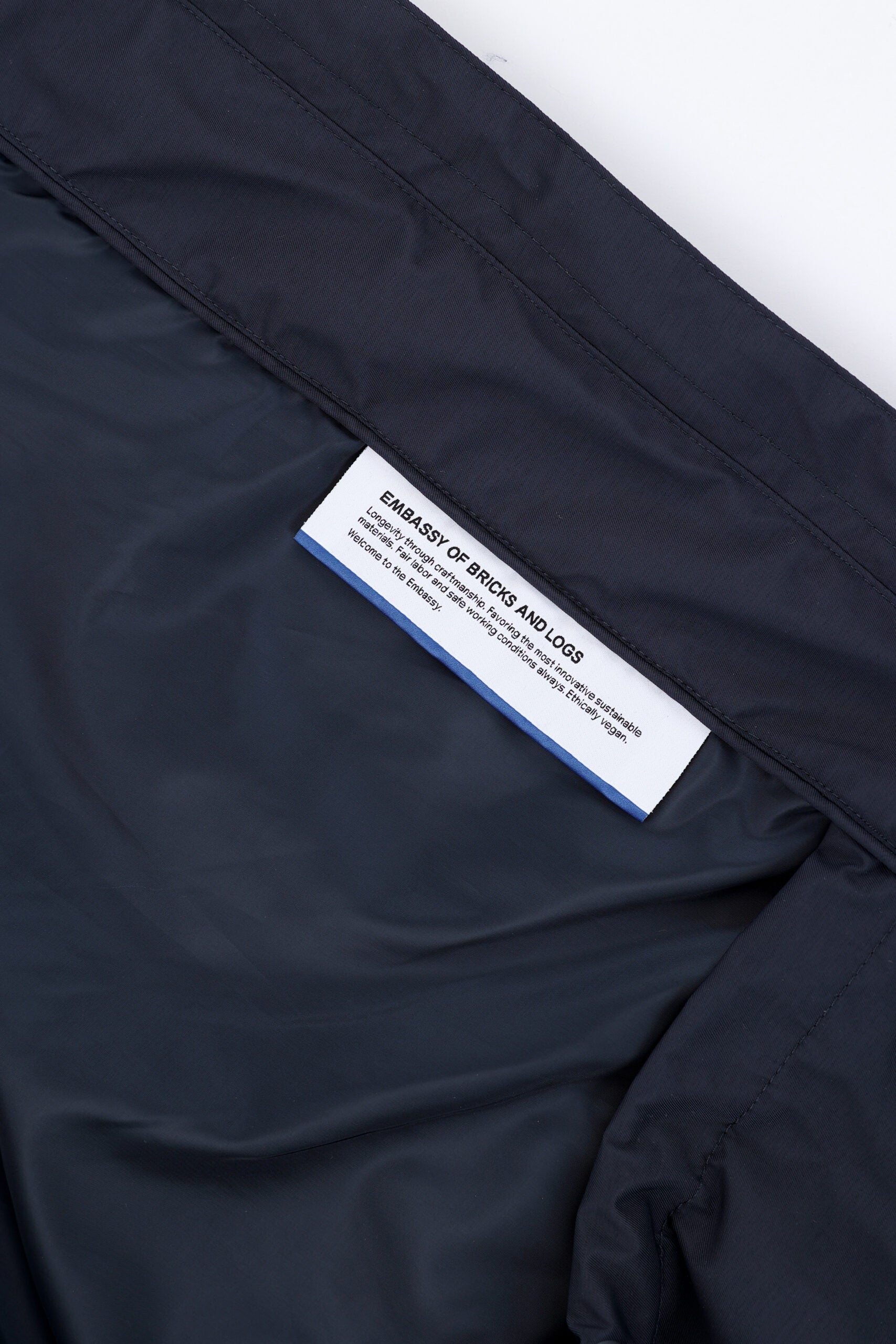 Embassy Of Bricks And Logs-NAJU RAIN JACKET-Jacken & Mäntel-Black-Deal-Outlet-by-ARCHIVIST