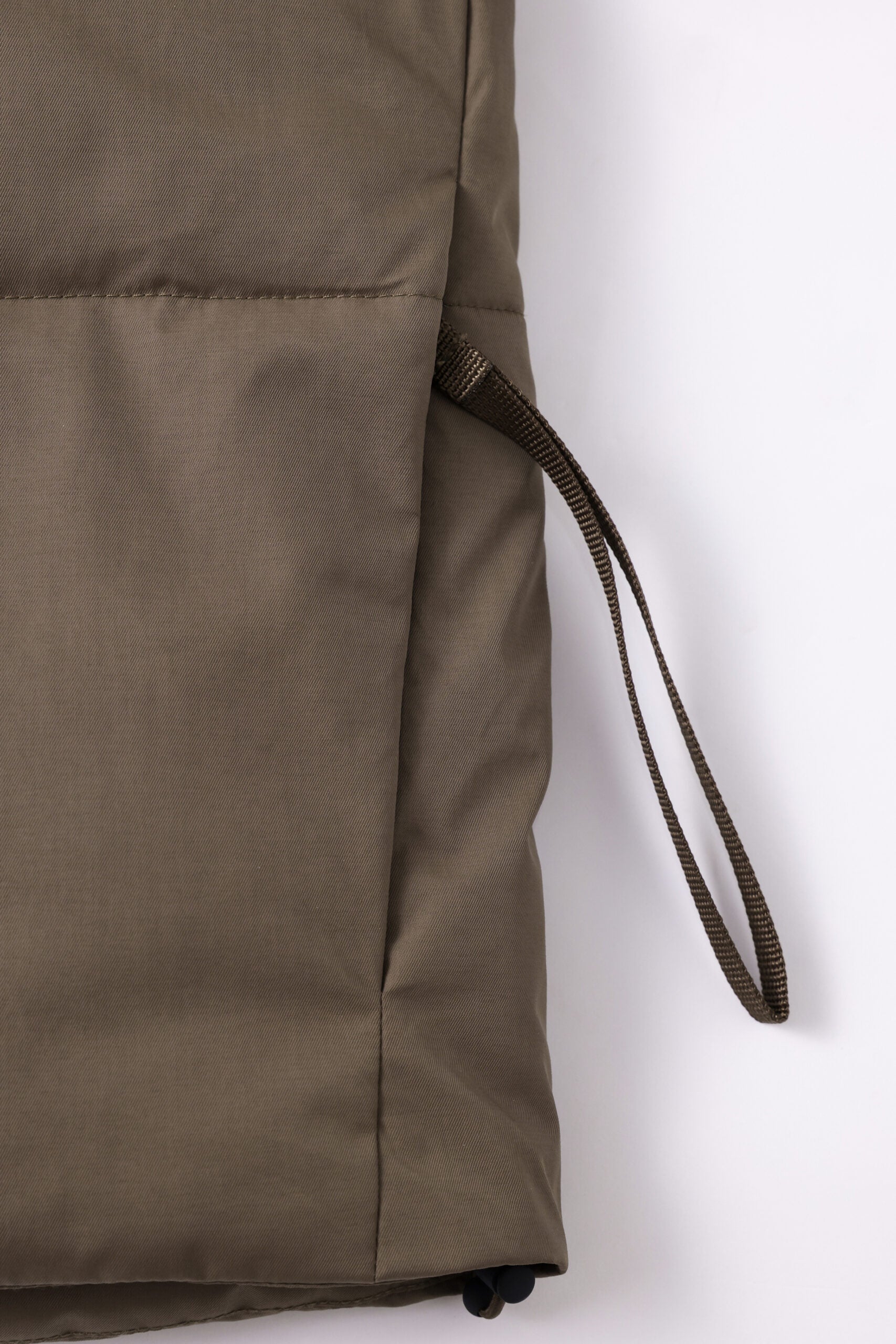 Embassy Of Bricks And Logs-NIKOLAI PUFFER JACKET-Jacken & Mäntel-Black-Deal-Outlet-by-ARCHIVIST