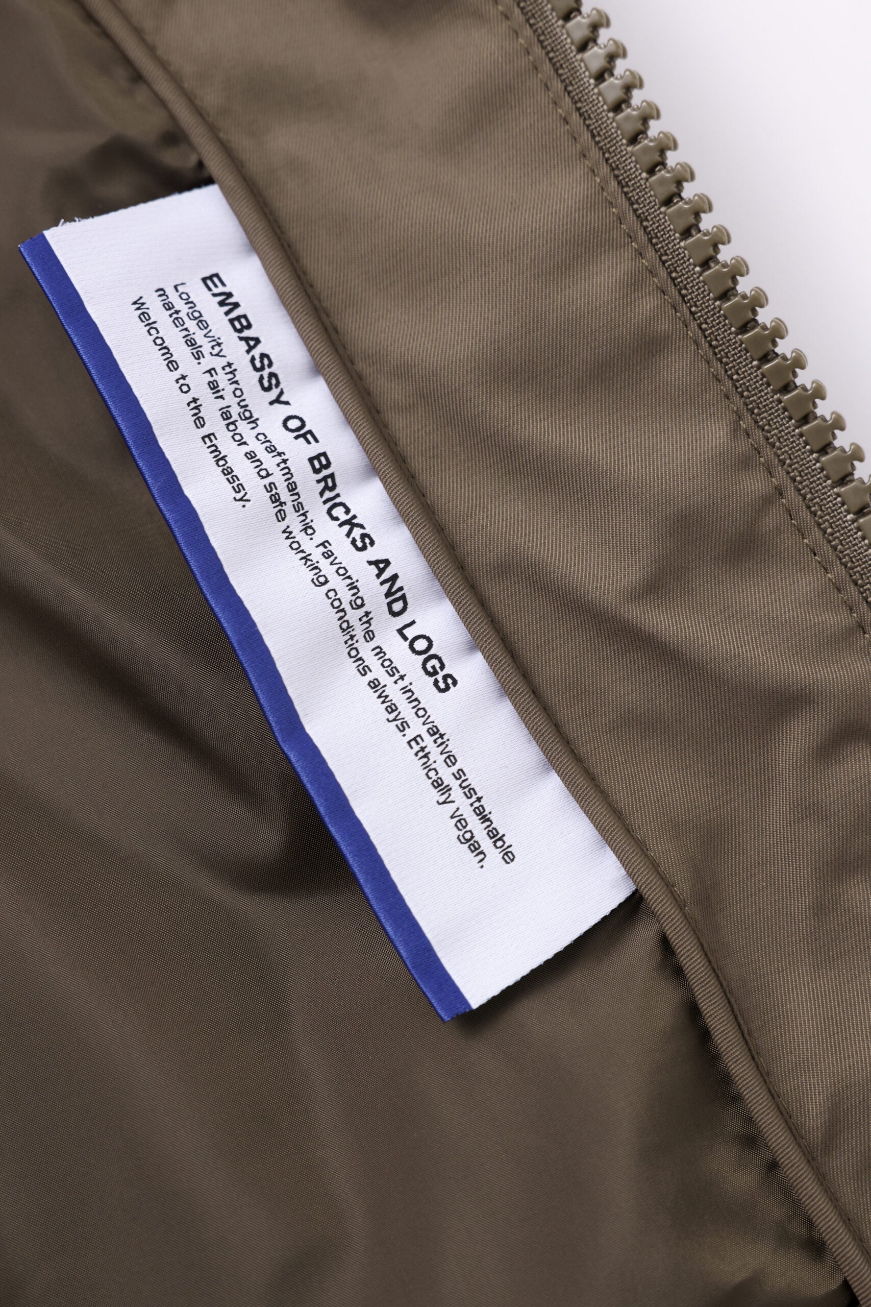 Embassy Of Bricks And Logs-NIKOLAI PUFFER JACKET-Jacken & Mäntel-Black-Deal-Outlet-by-ARCHIVIST