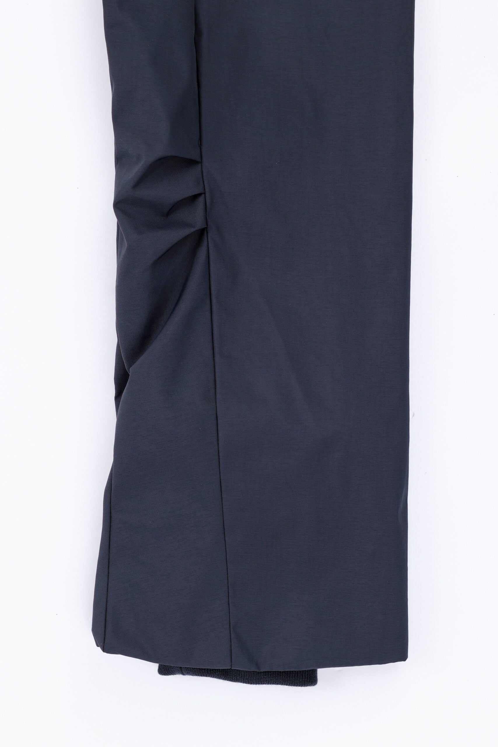 Embassy Of Bricks And Logs-OUDEGA RAIN JACKET-Jacken & Mäntel-Black-Deal-Outlet-by-ARCHIVIST