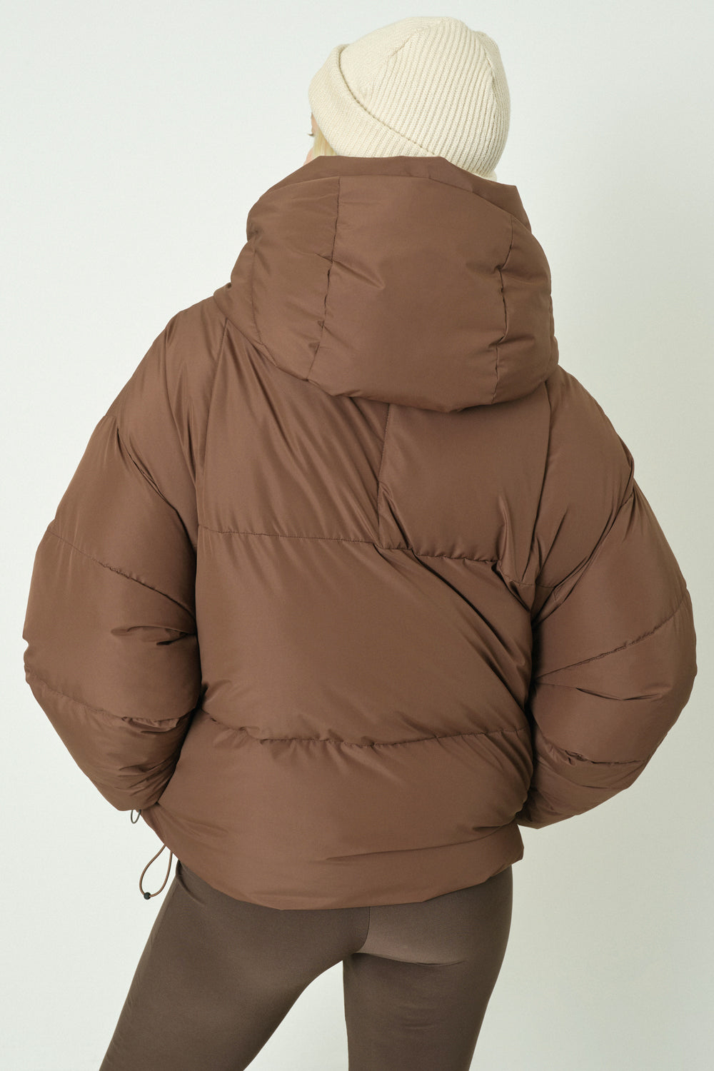 Embassy Of Bricks And Logs-ZONZA PUFFER JACKET-Jacken & Mäntel-Black-Deal-Outlet-by-ARCHIVIST