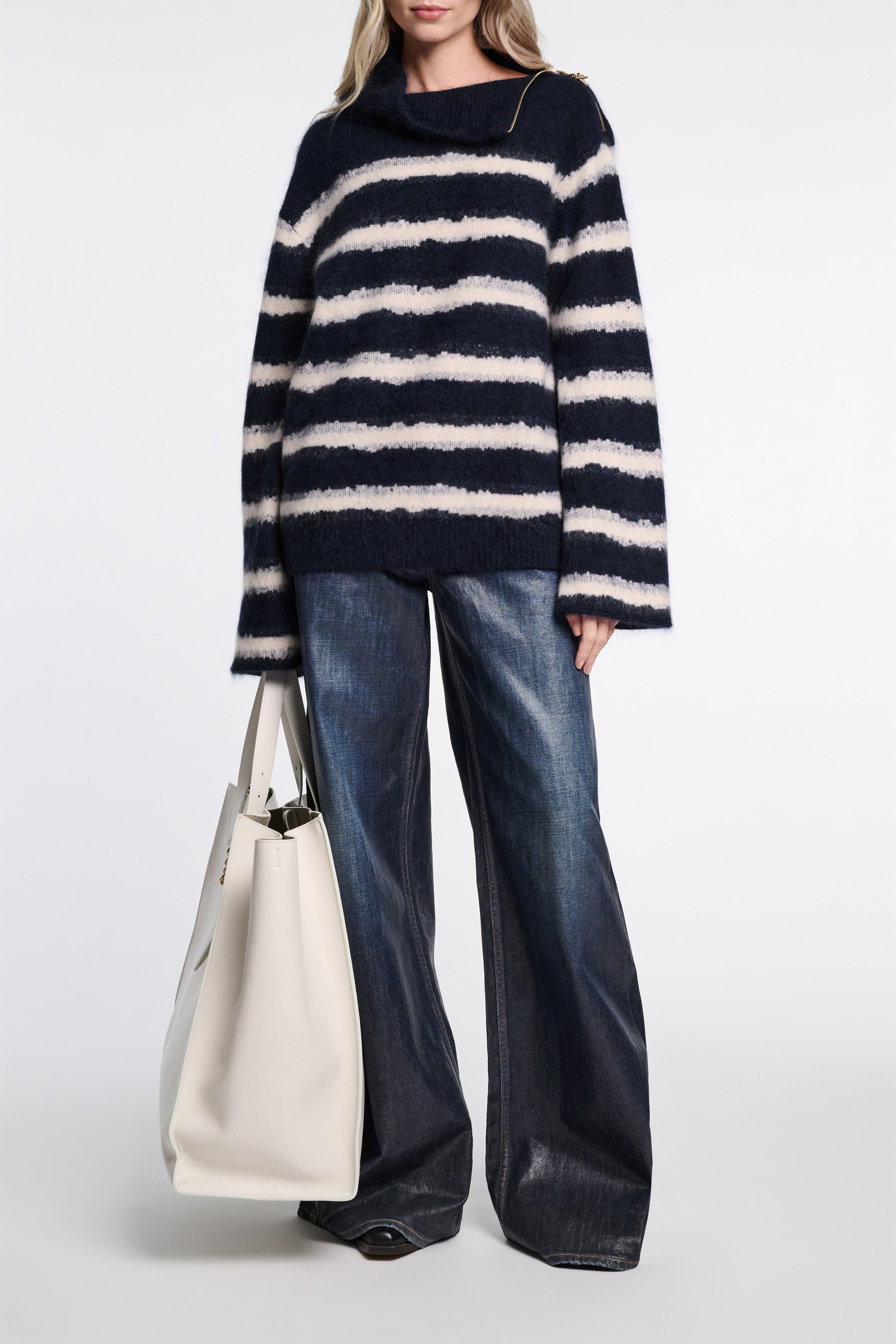 Dorothee Schumacher-FLUFFY STATEMENTS pullover-Strick & Pullover-Black-Deal-Outlet-by-ARCHIVIST