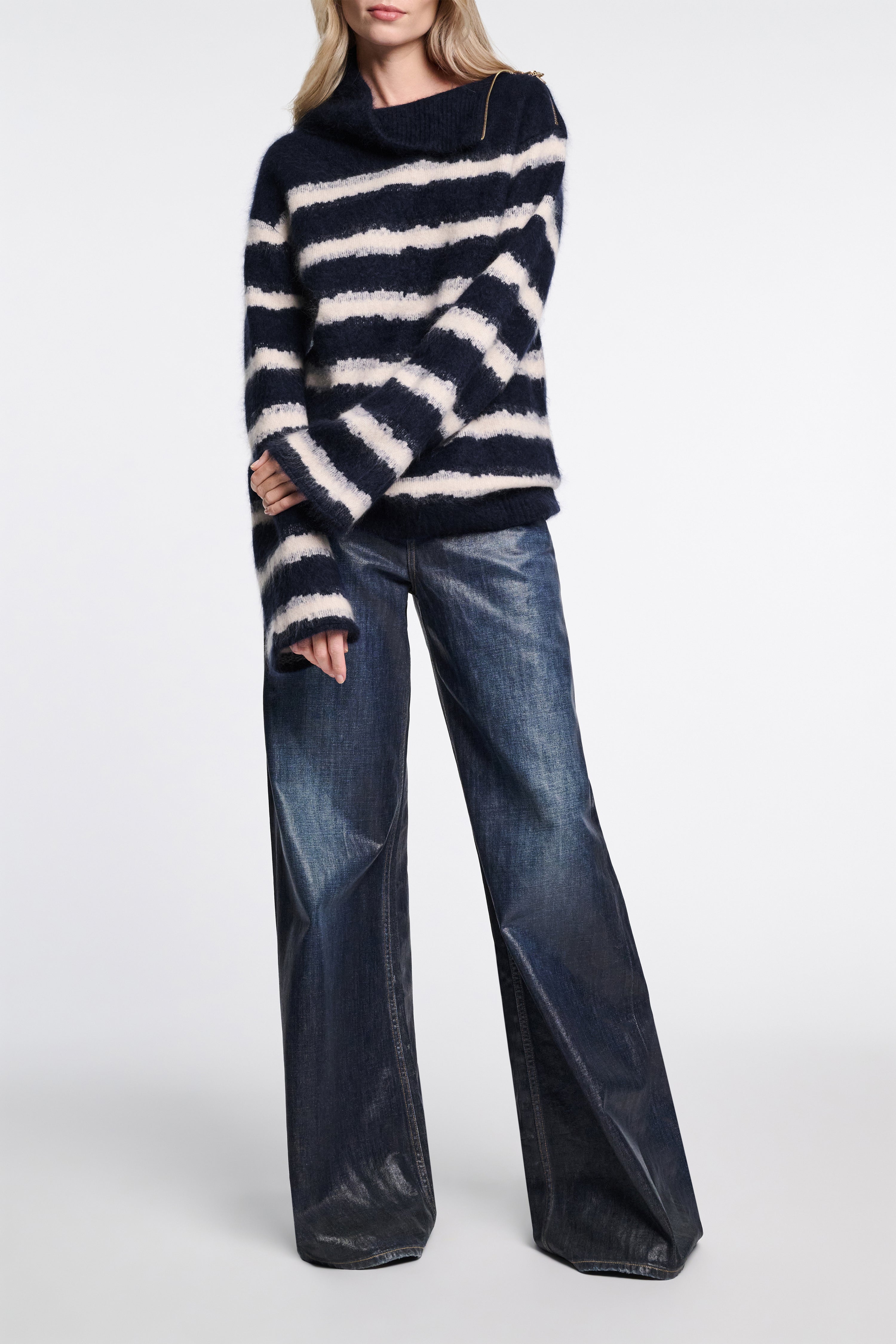 Dorothee Schumacher-FLUFFY STATEMENTS pullover-Strick & Pullover-Black-Deal-Outlet-by-ARCHIVIST