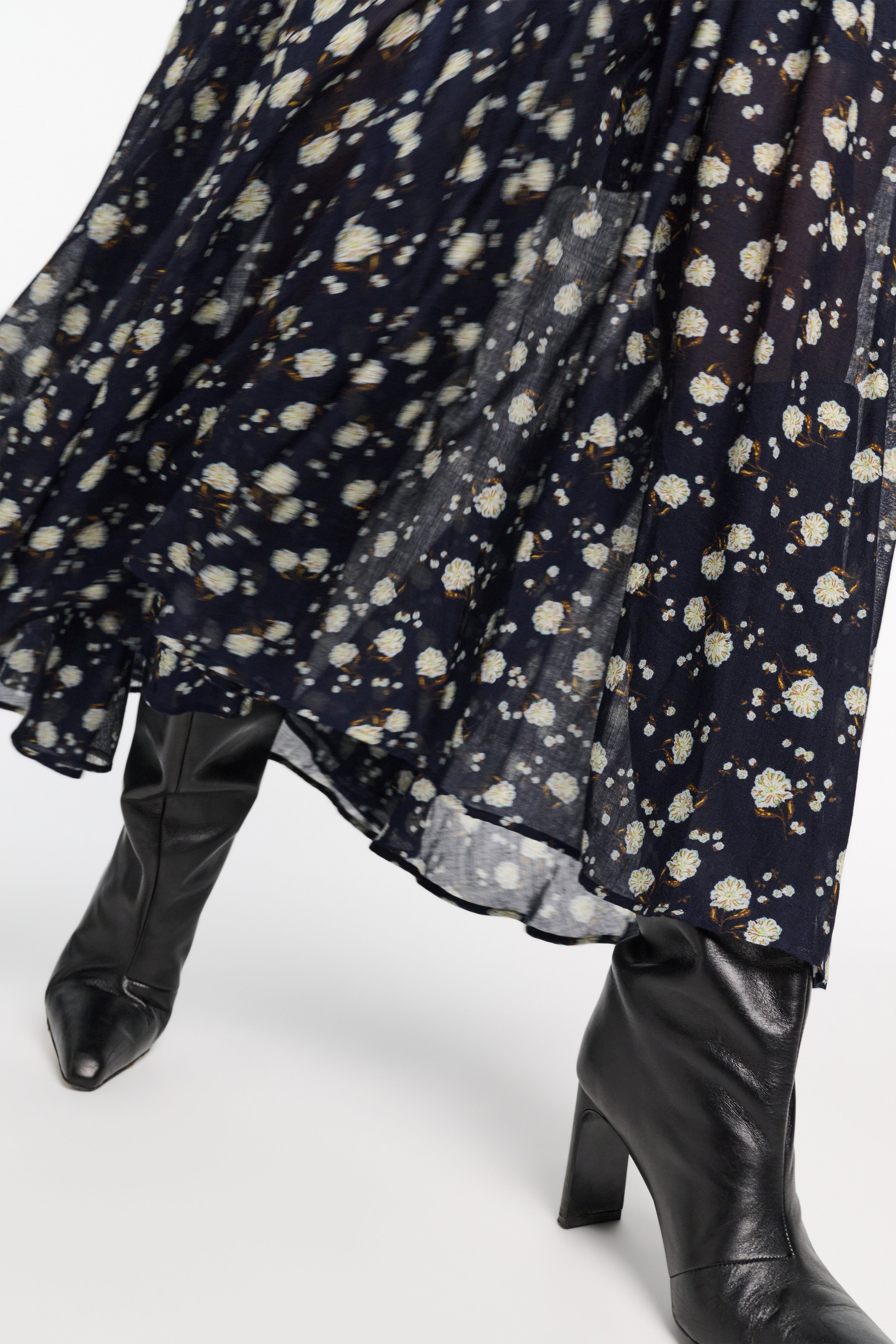 Dorothee Schumacher-FLORAL VOLUMES dress-Kleider & Röcke-Black-Deal-Outlet-by-ARCHIVIST