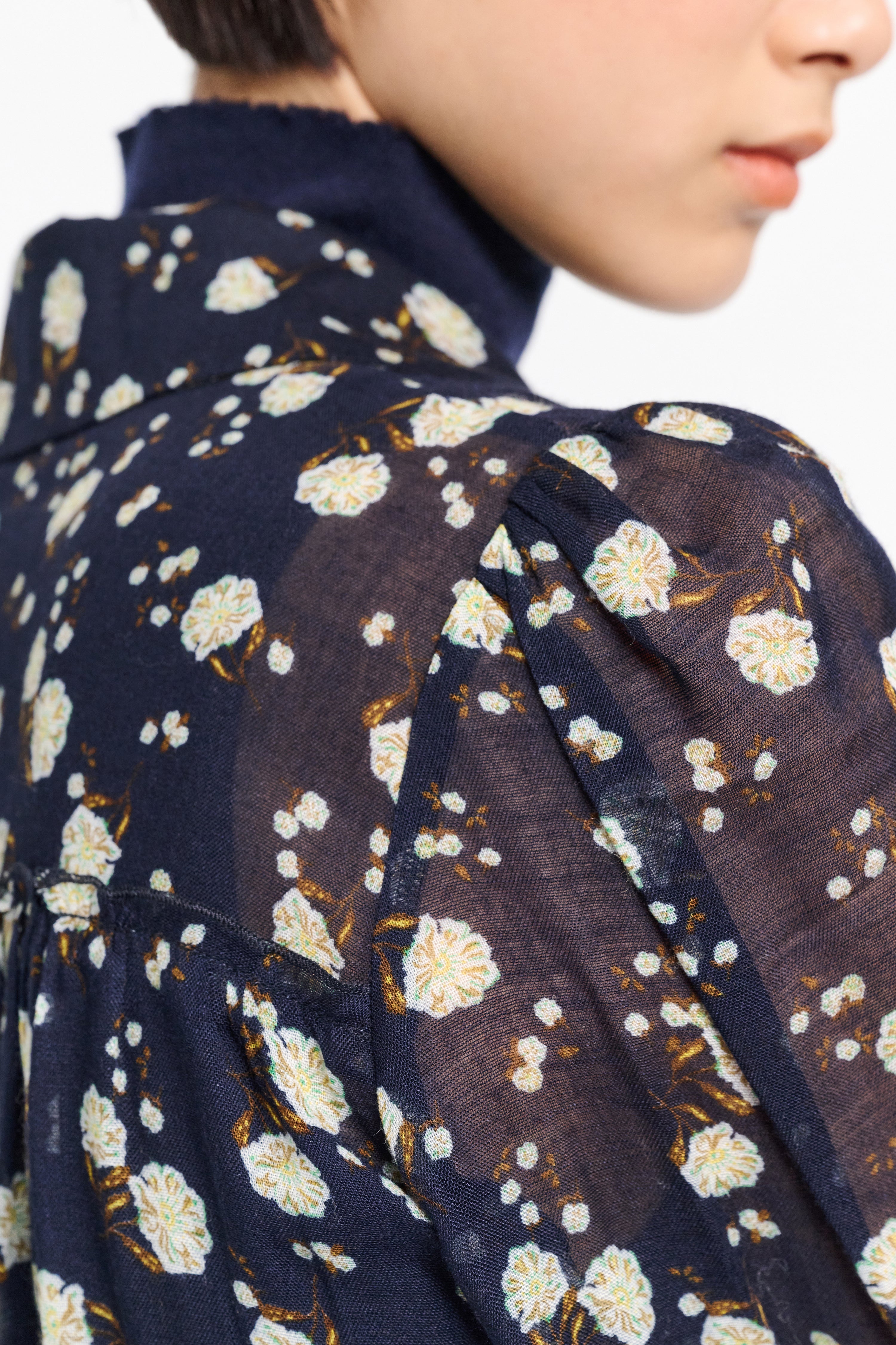 Dorothee Schumacher-FLORAL VOLUMES blouse-Hemden & Blusen-Black-Deal-Outlet-by-ARCHIVIST