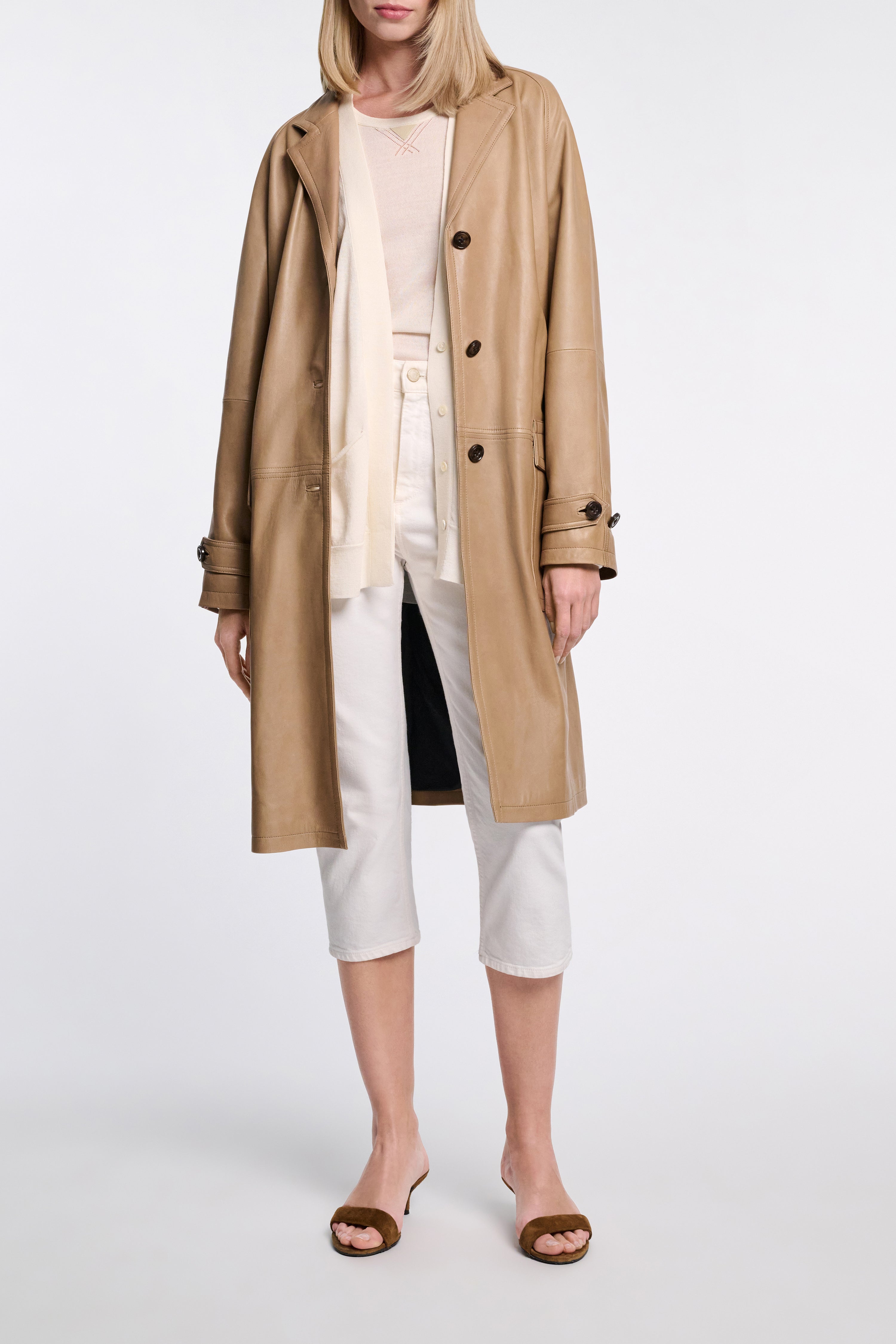 REFINED ESSENTIALS top