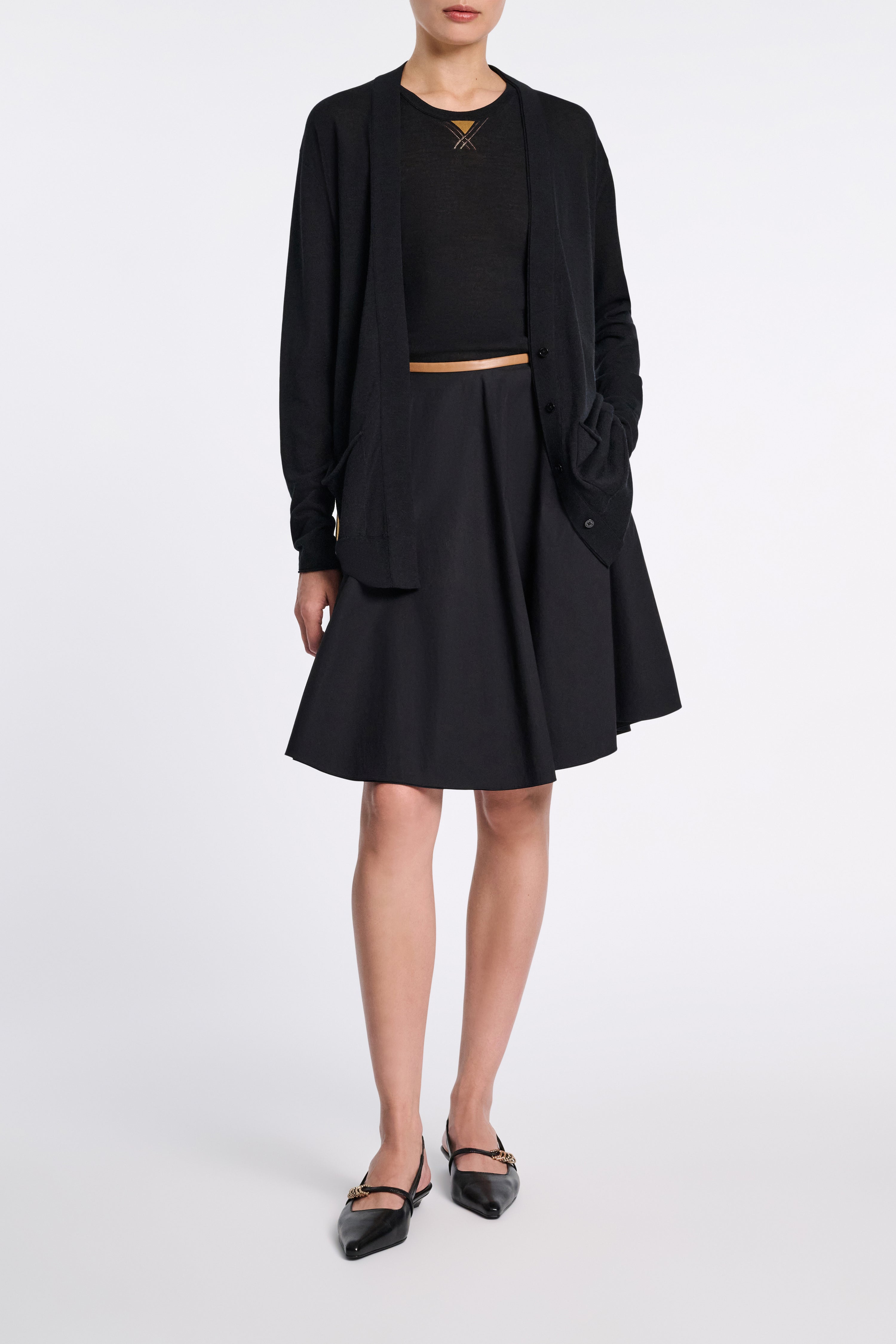 REFINED ESSENTIALS cardigan