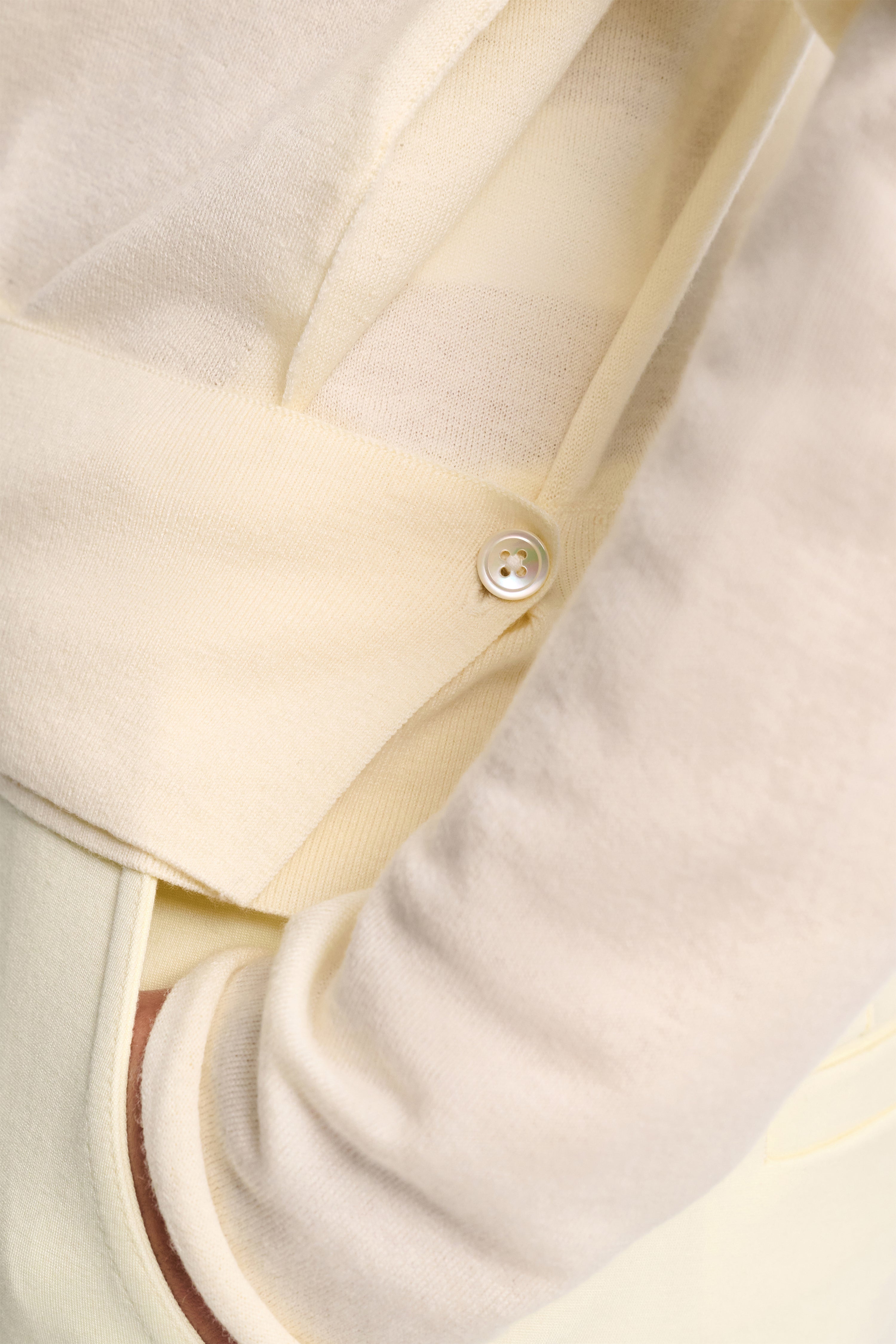 DELICATE STATEMENTS cardigan