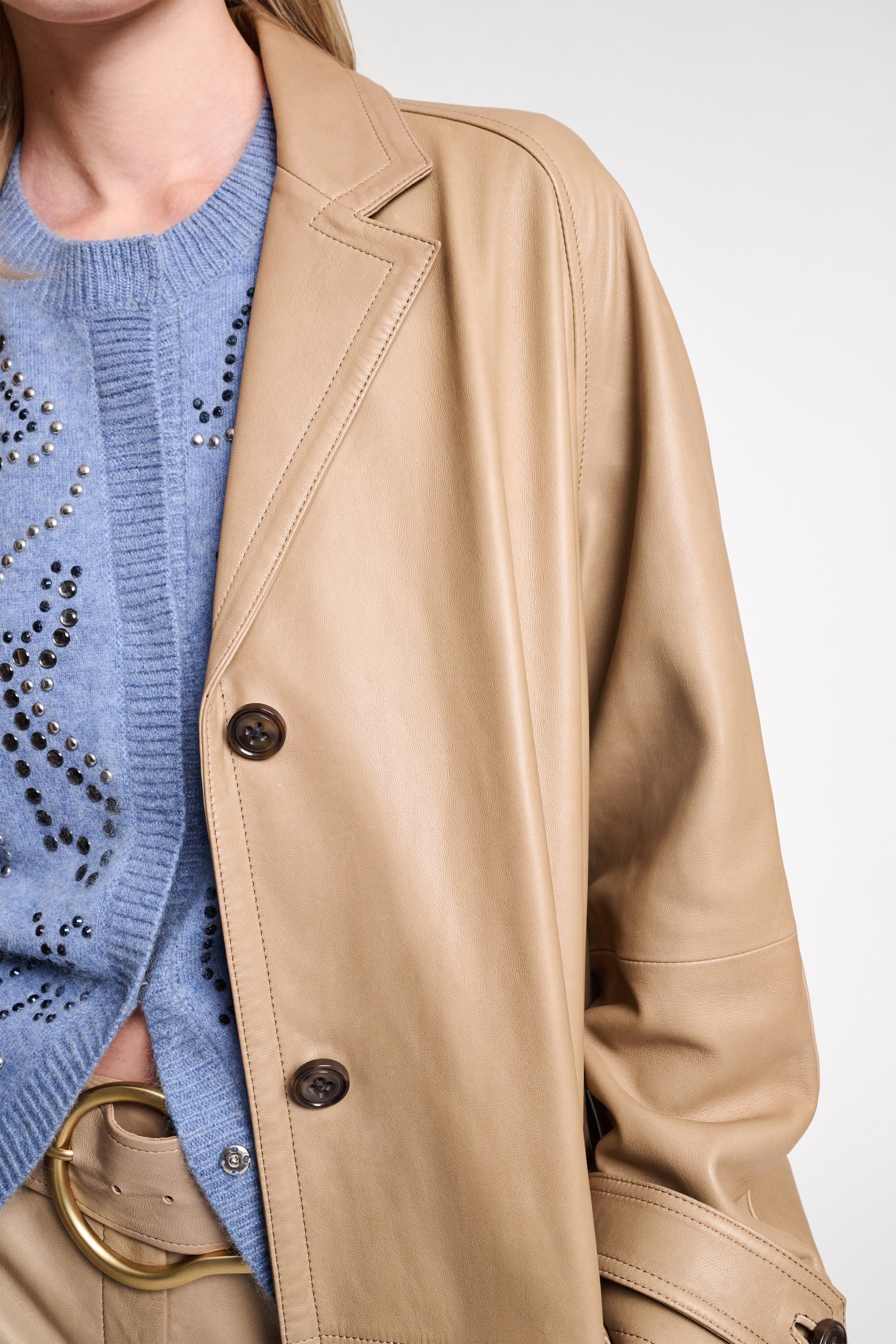 SLEEK STATEMENT III coat