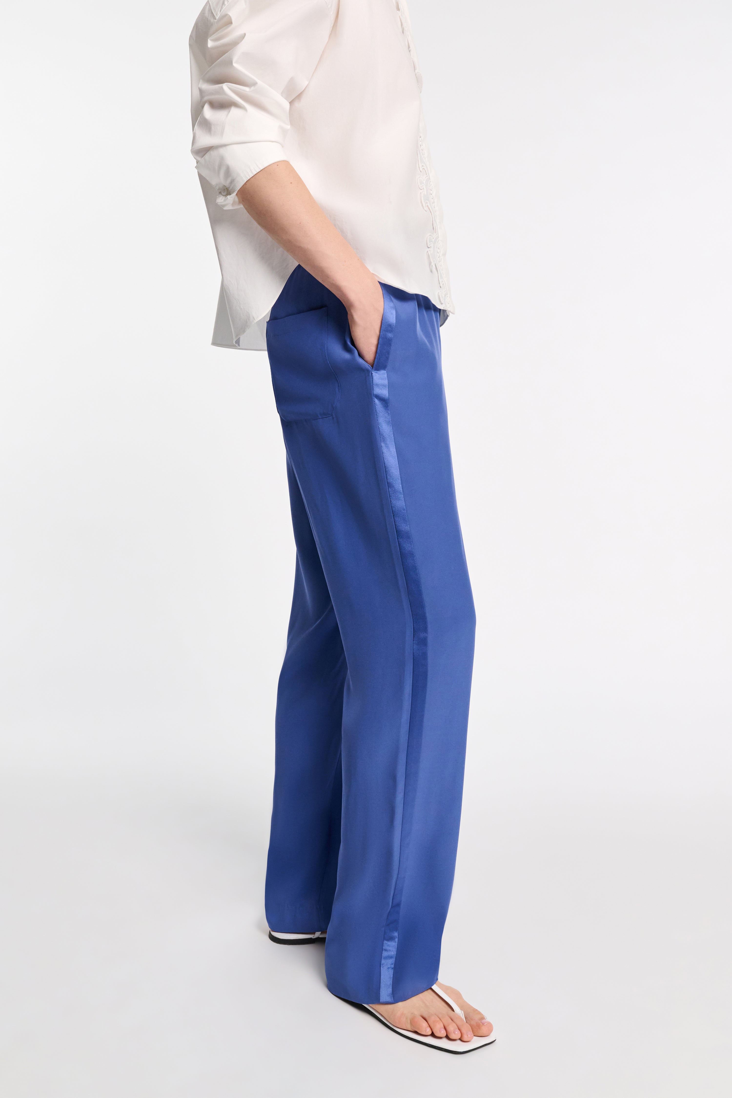 SENSE OF SHINE  pants