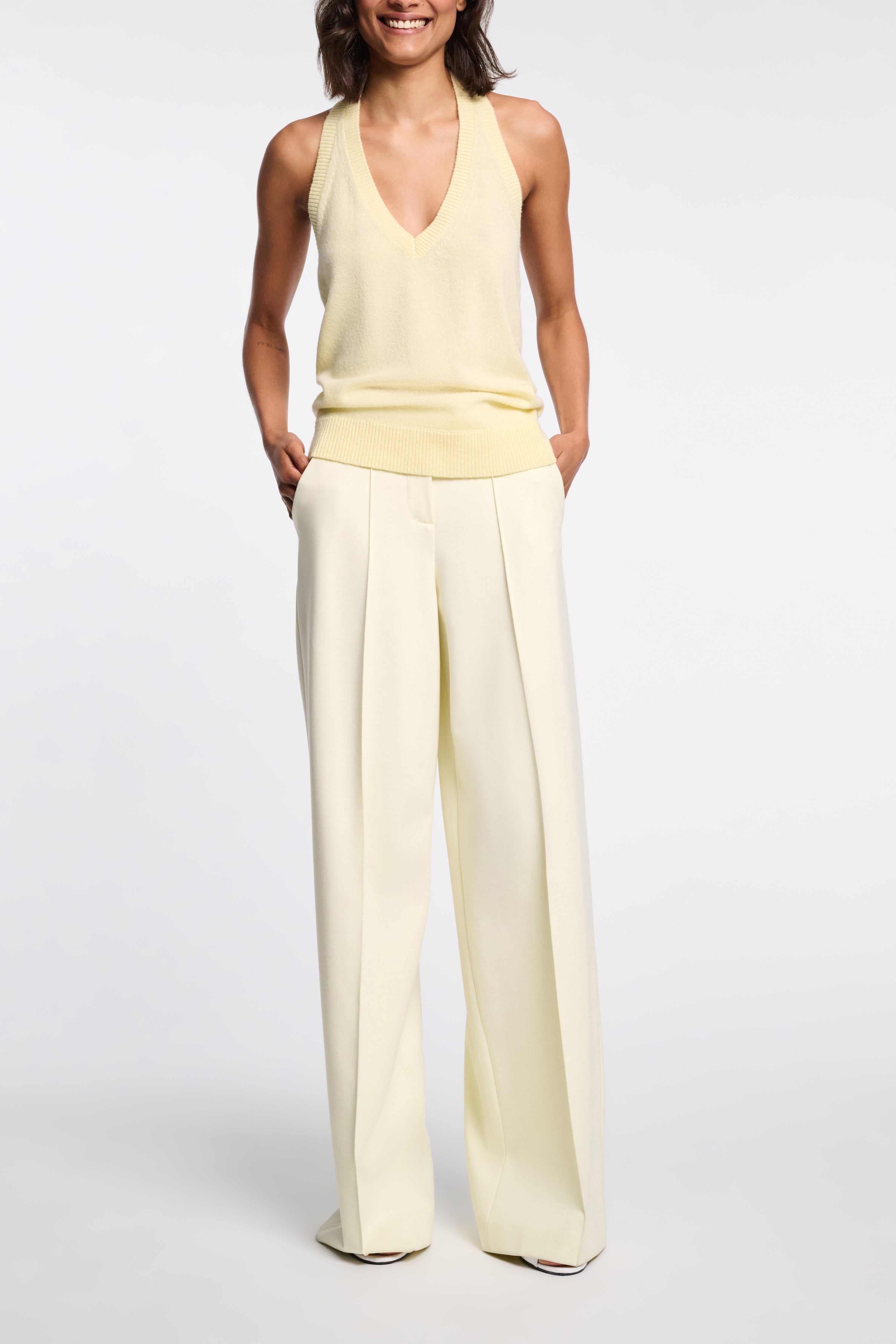 EMOTIONAL ESSENCE pants