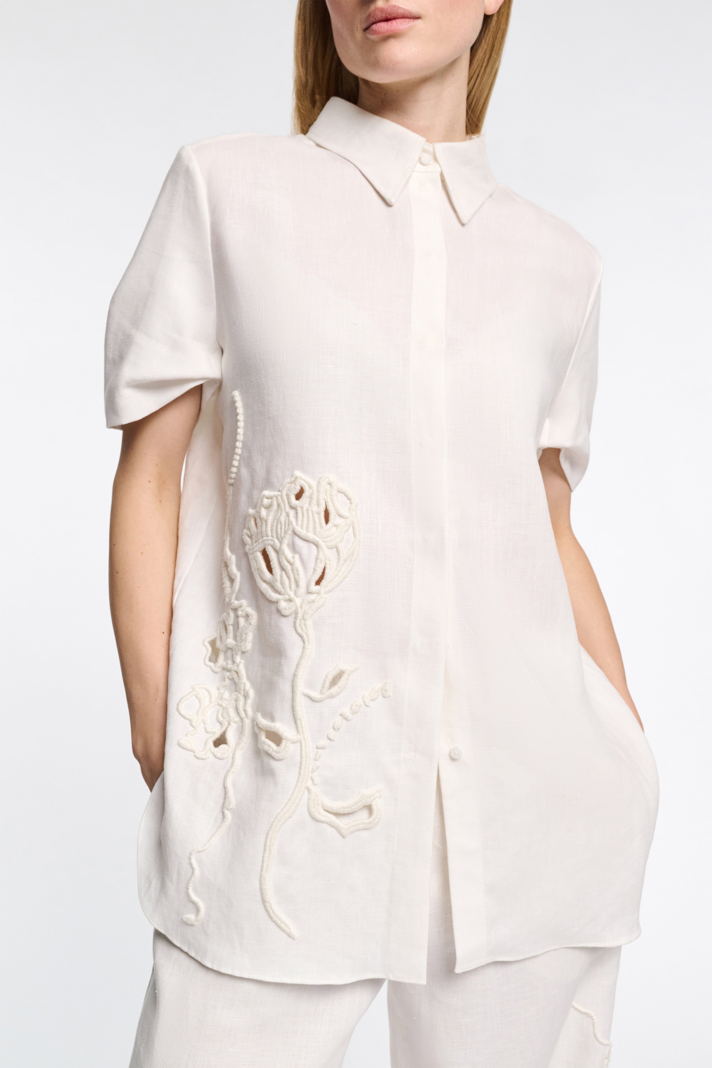 EMBROIDERED BEAUTY blouse