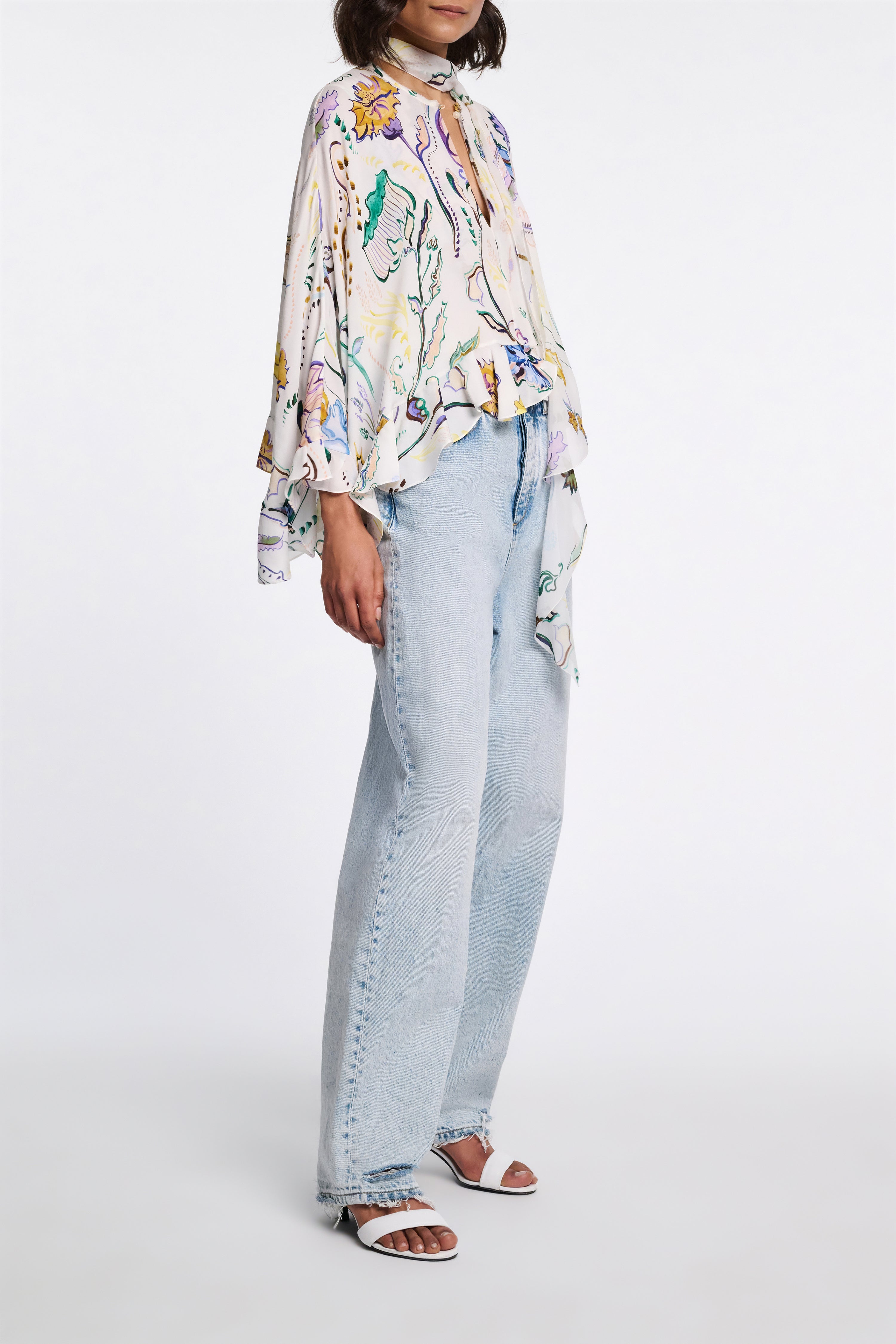 EVERYDAY ELEGANCE kitten heel sandal