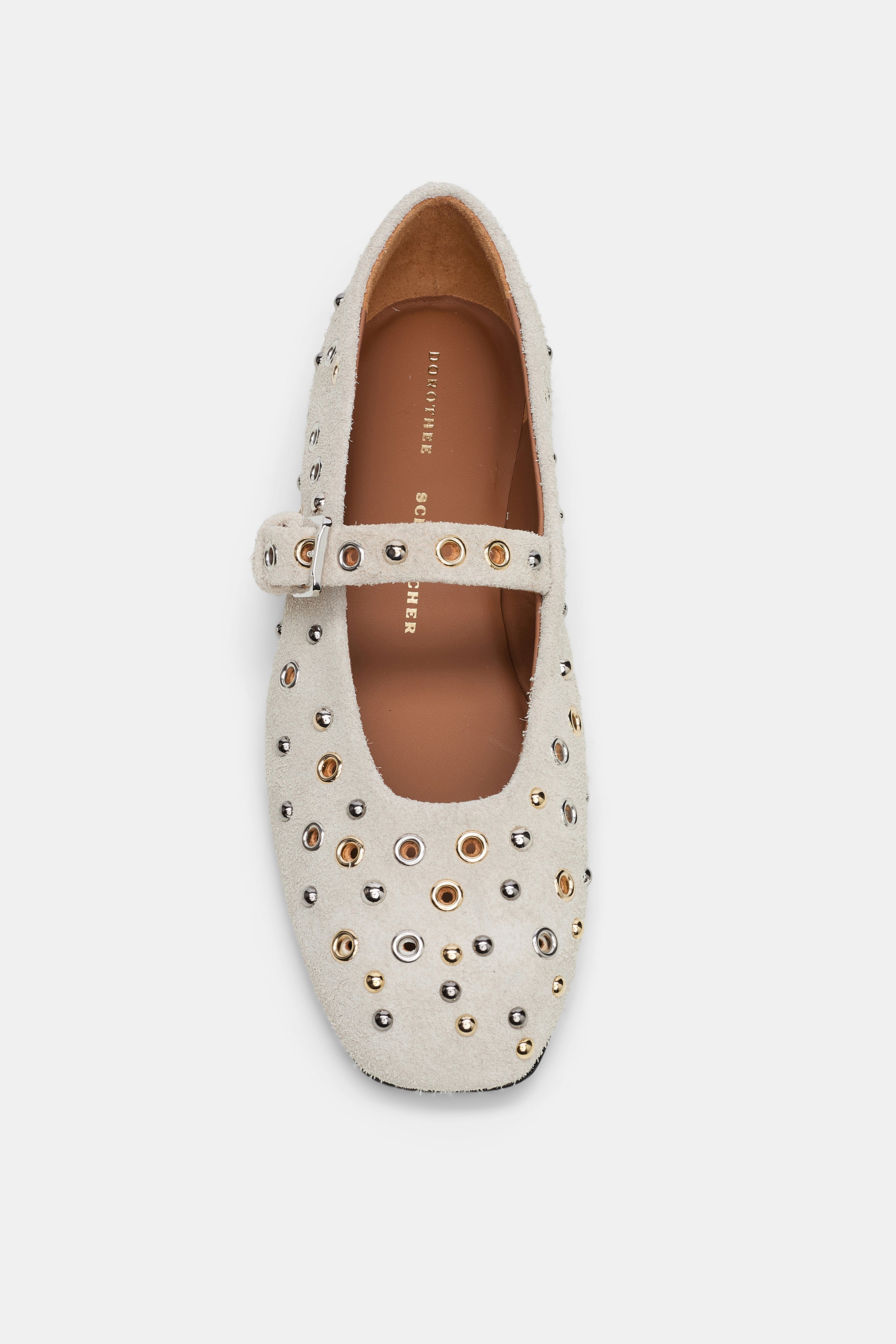 WILD SOFTNESS studded ballerina