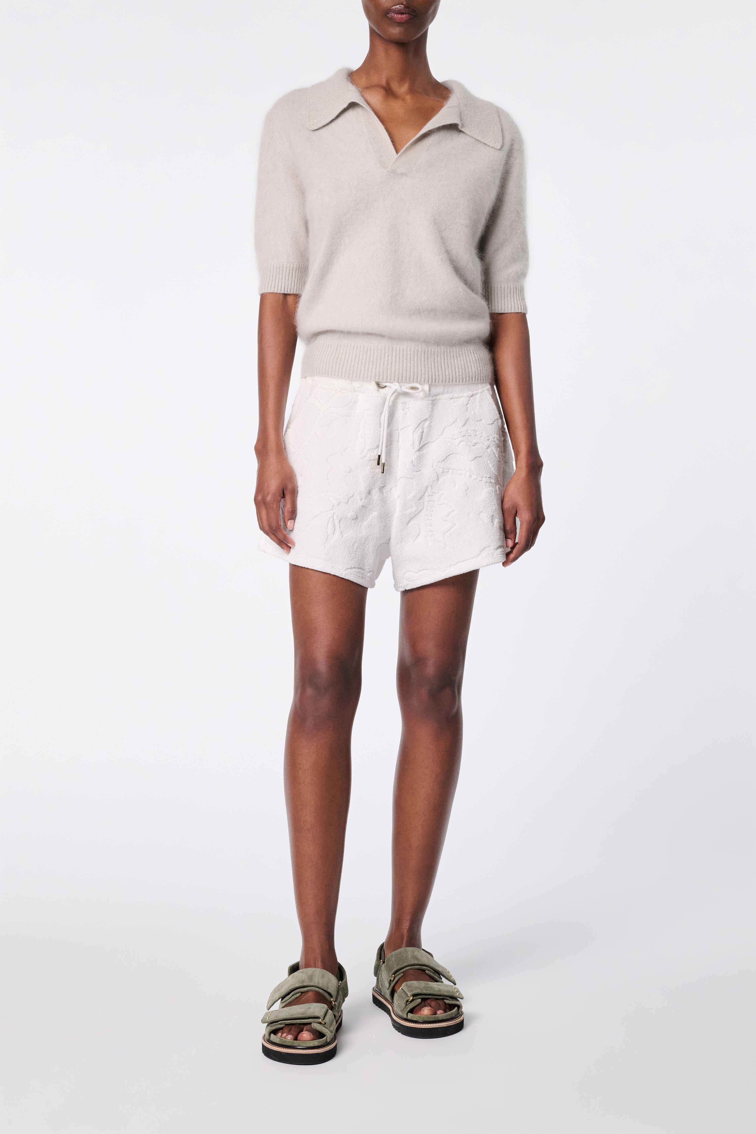 SUEDE SENSATION velcro strap footbed