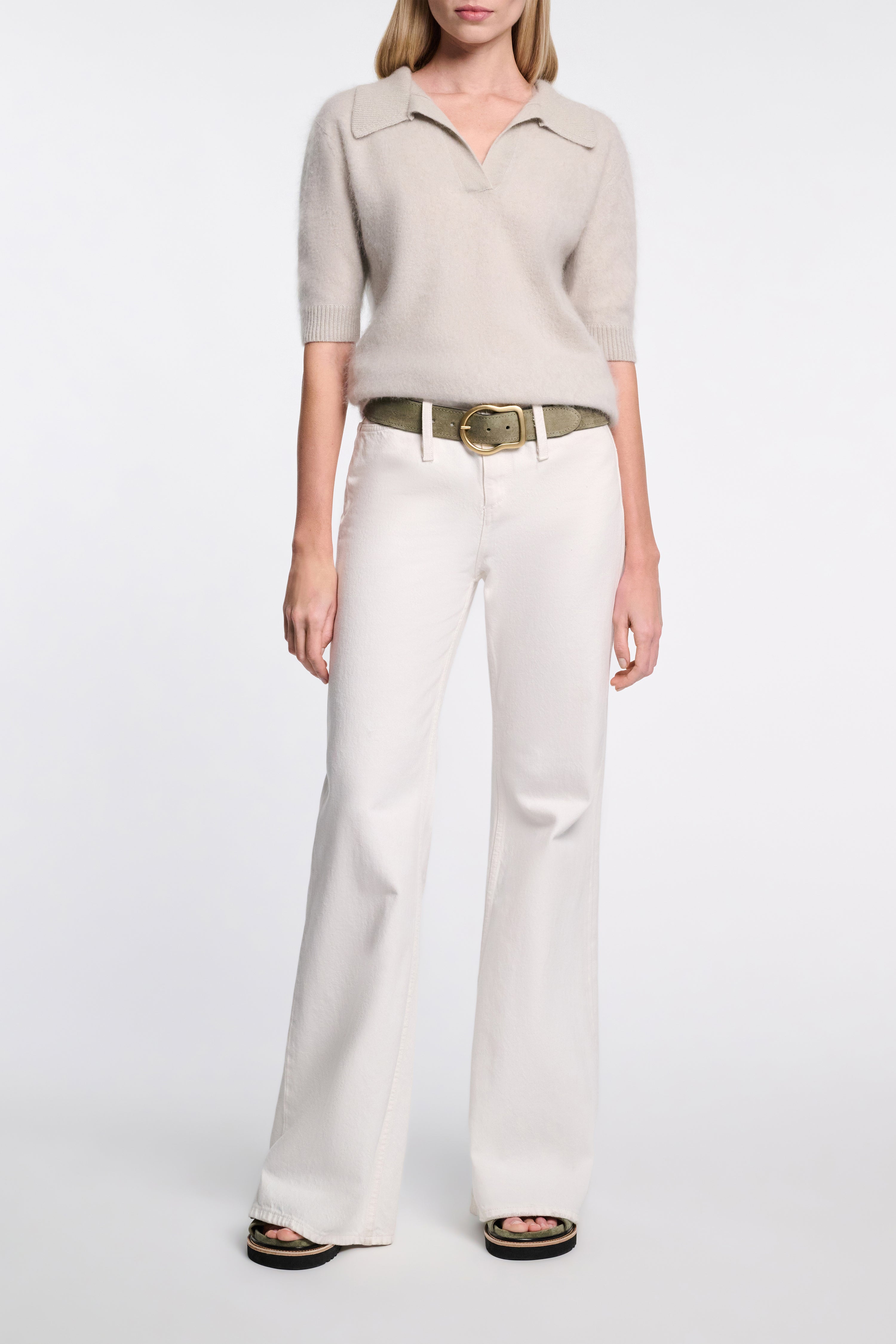 SUEDE SENSATION velcro strap footbed