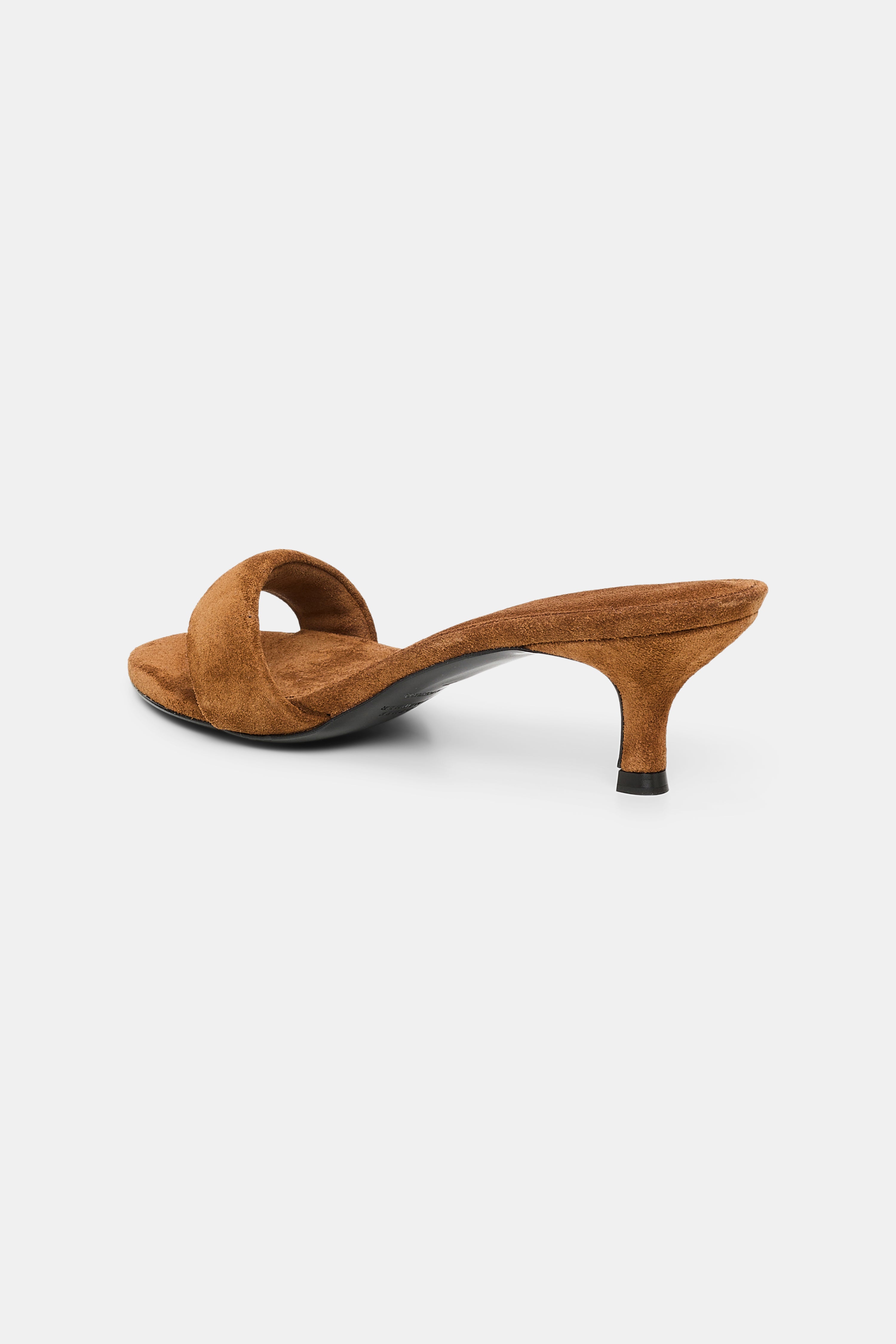 SUEDE SENSATION kitten heel sandal