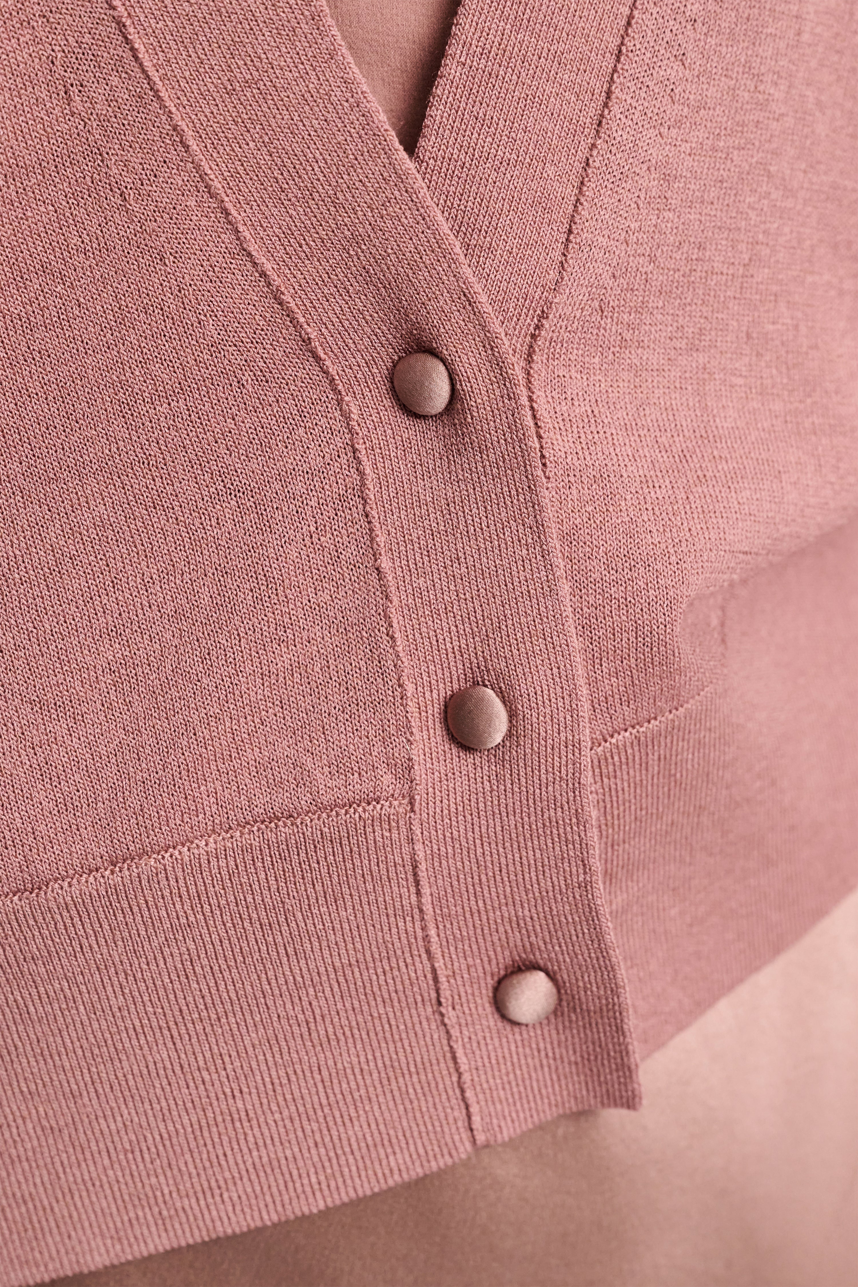 REFINED ESSENTIALS I cardigan