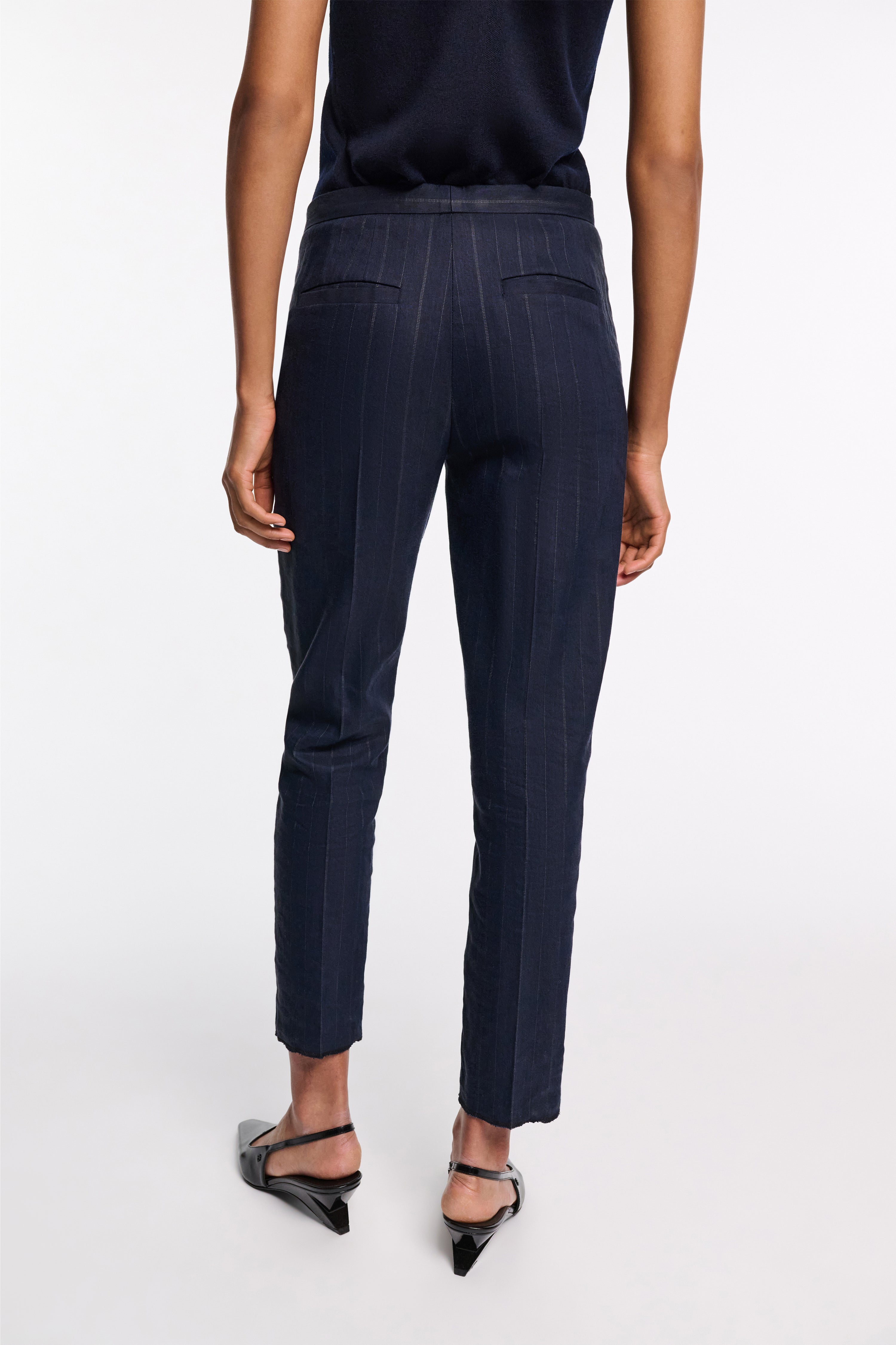 MODERN SOPHISTICATION pants