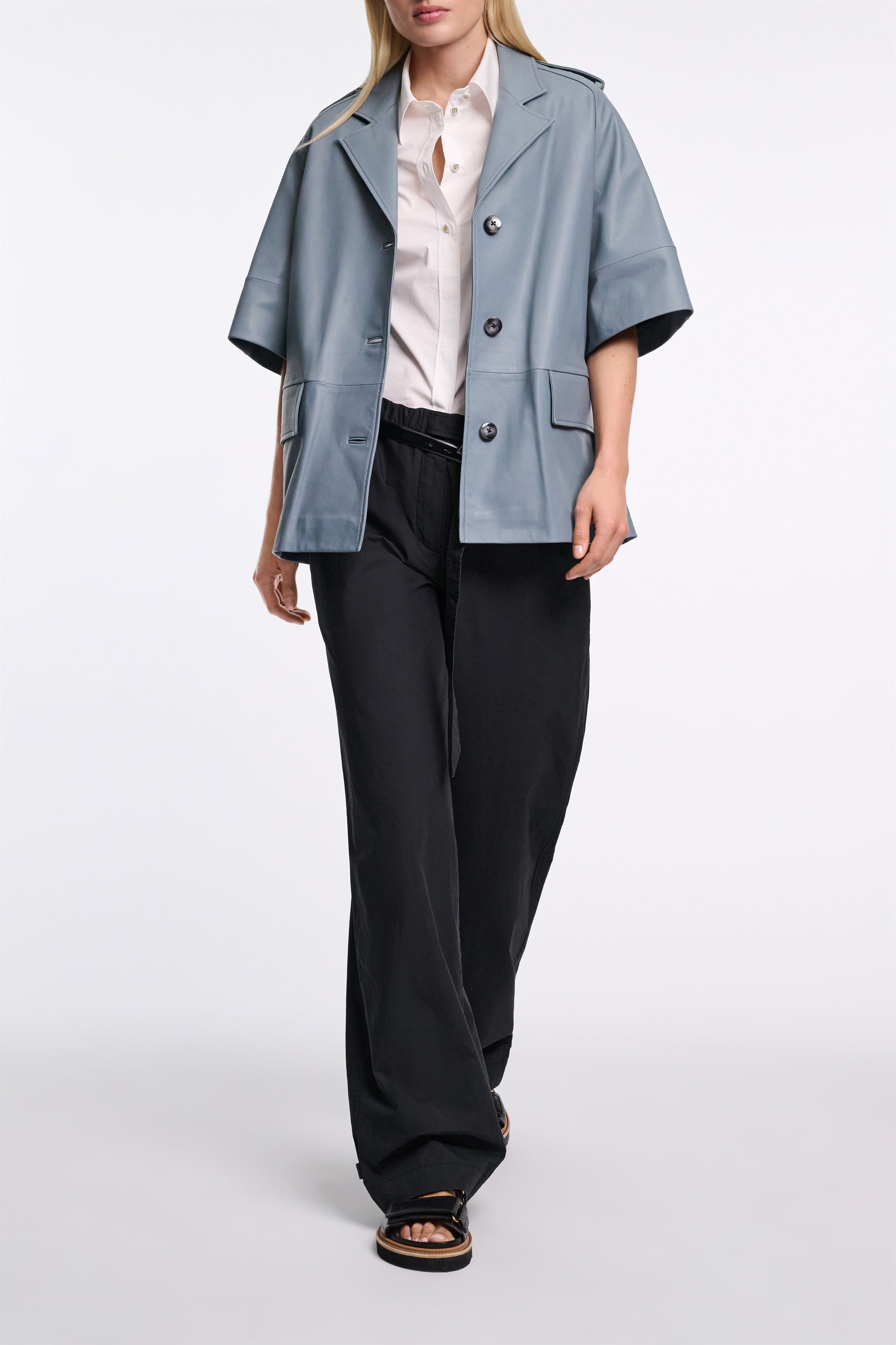 SLEEK STATEMENT I coat