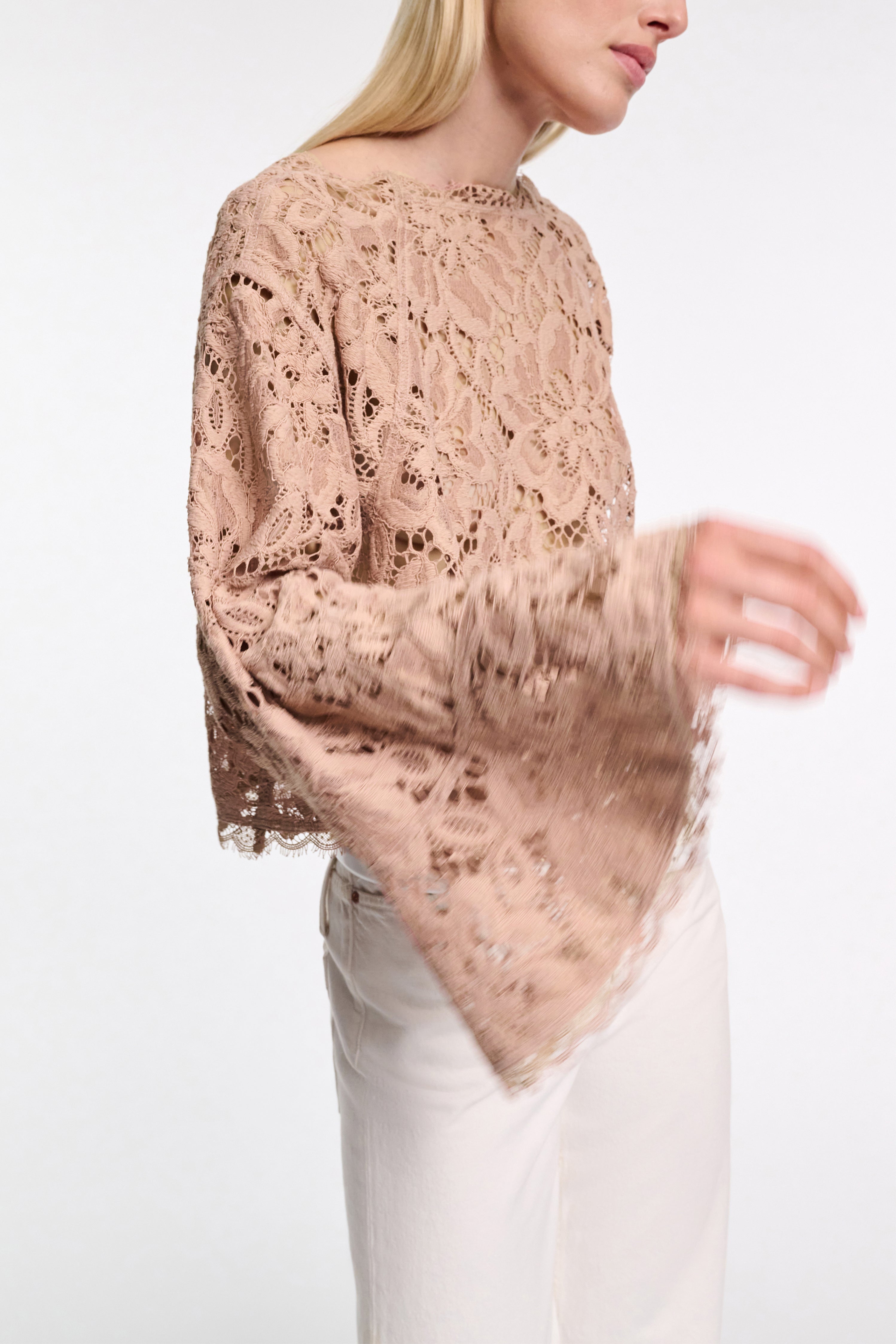 LACY DREAM blouse
