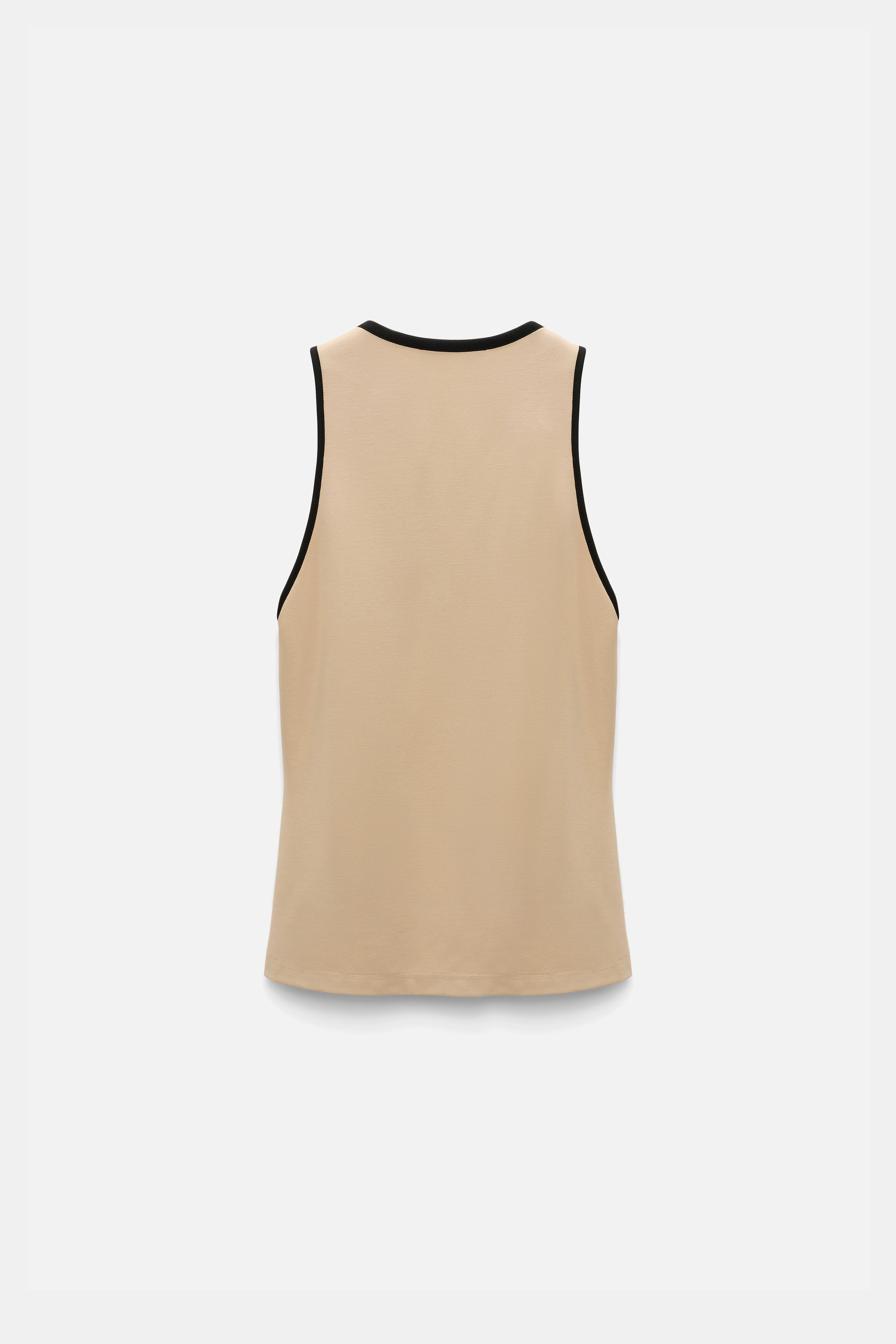 EMOTIONAL ESSENCE LIGHT top