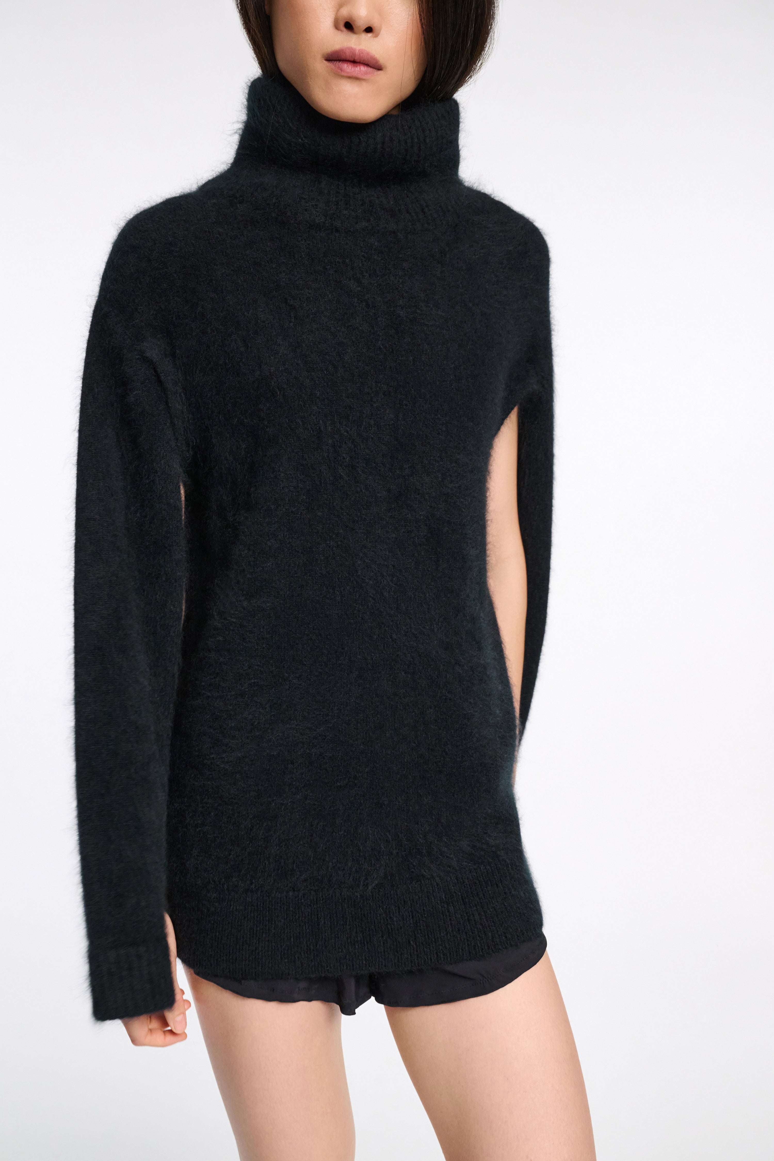 FLUFFY STATEMENT pullover