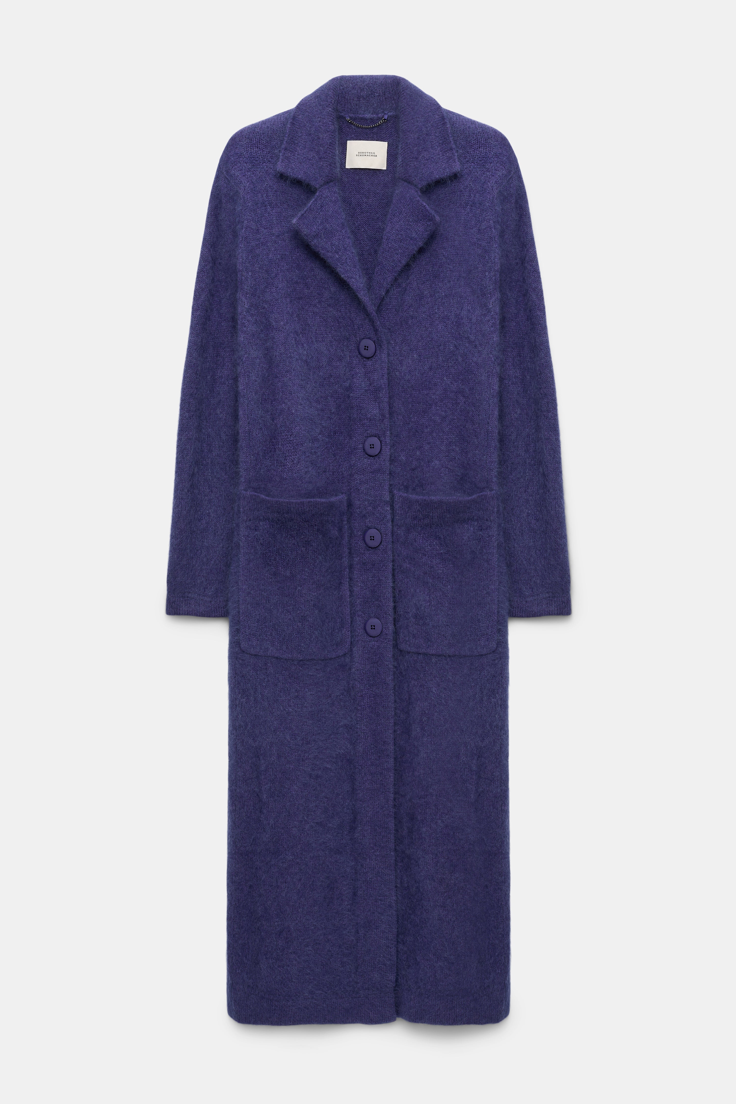 FLUFFY STATEMENT coat