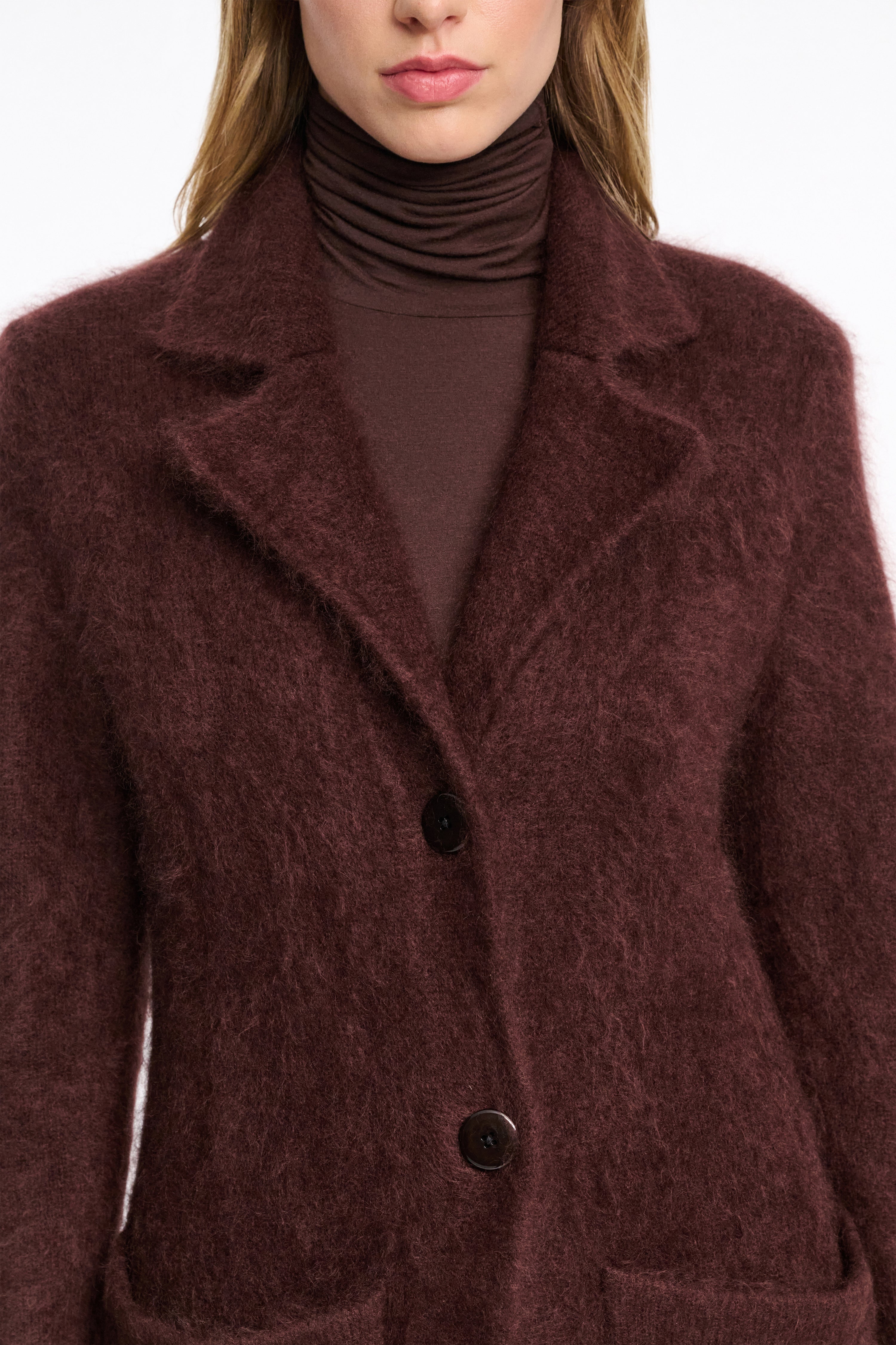 FLUFFY STATEMENT coat