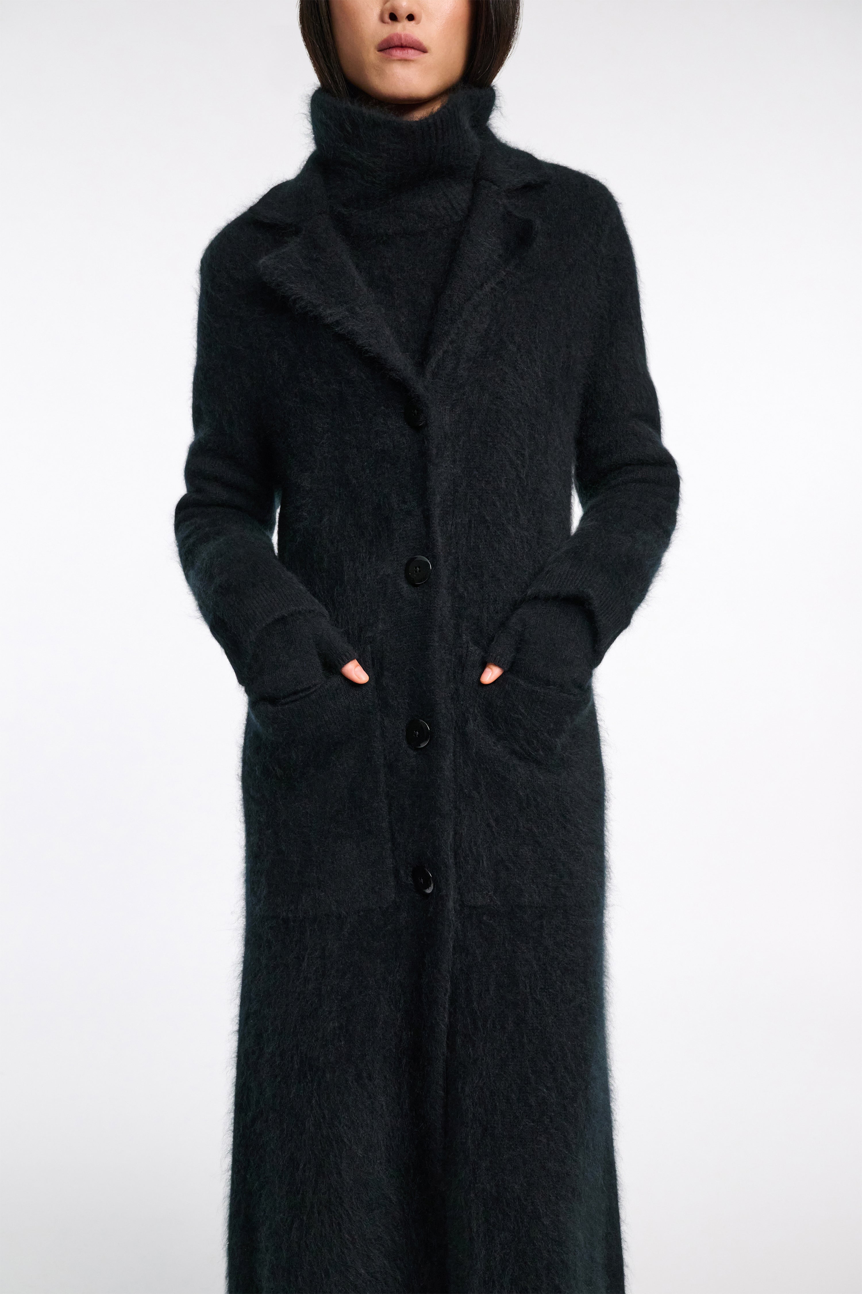 FLUFFY STATEMENT coat