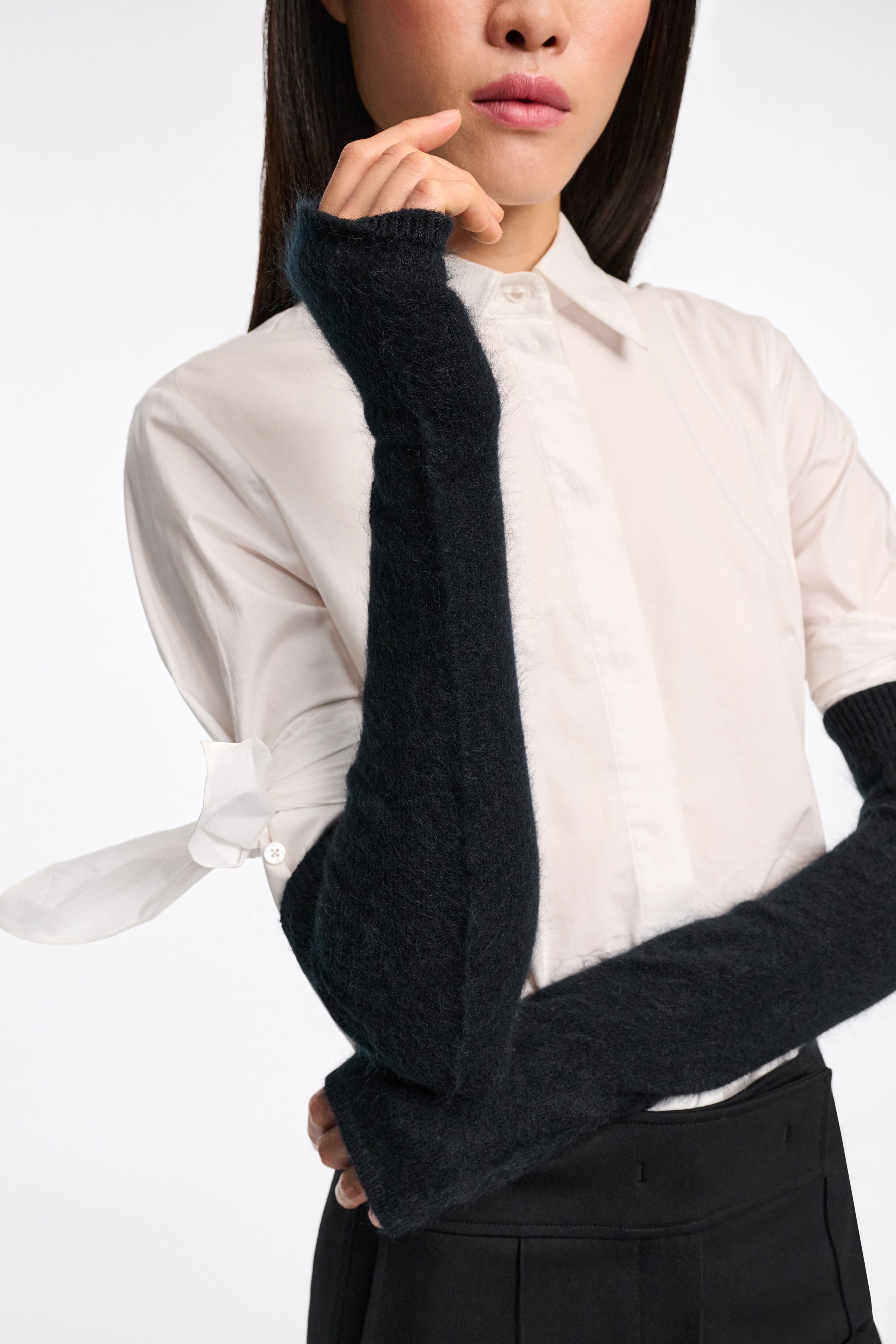 FLUFFY STATEMENT gloves