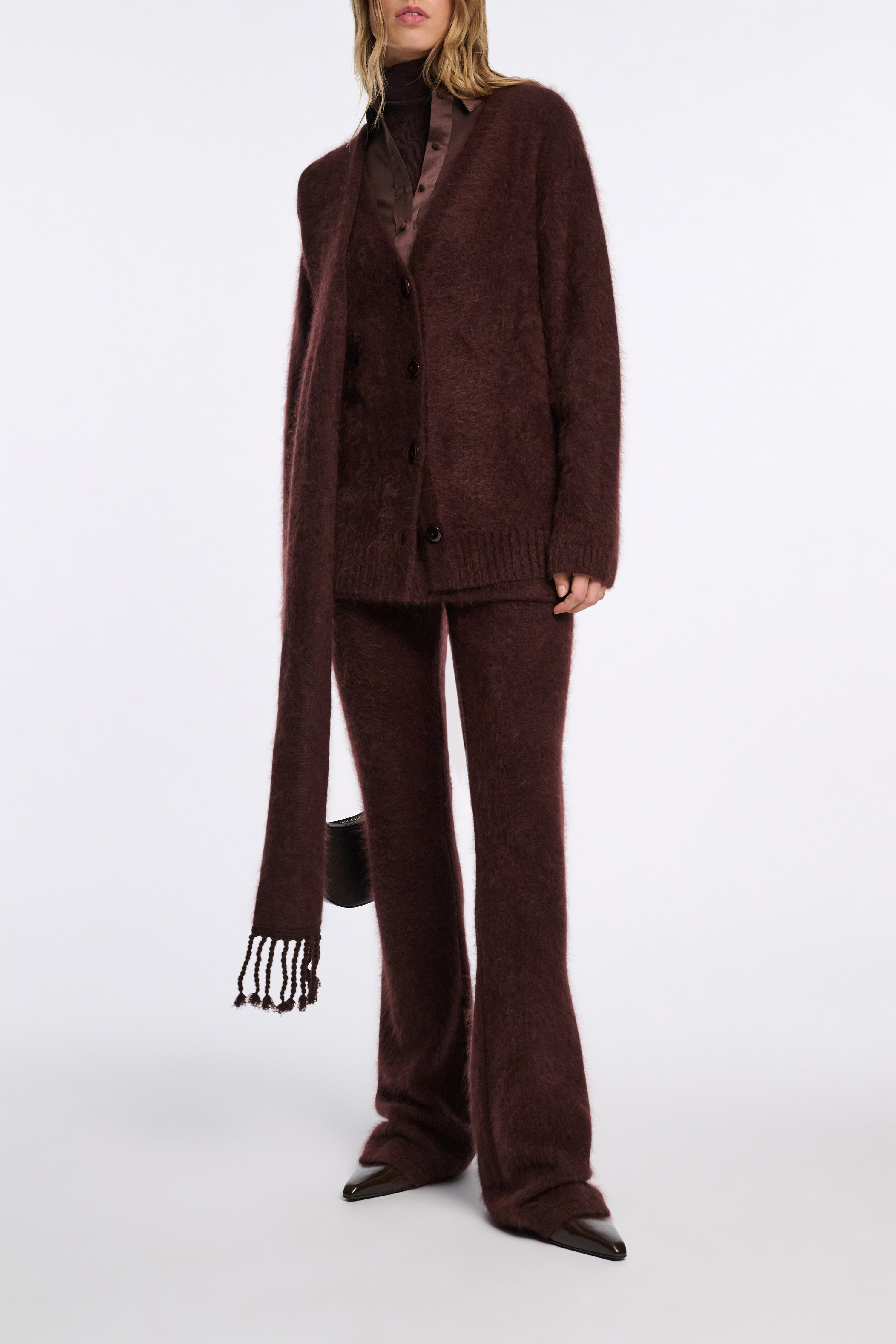 FLUFFY STATEMENT cardigan