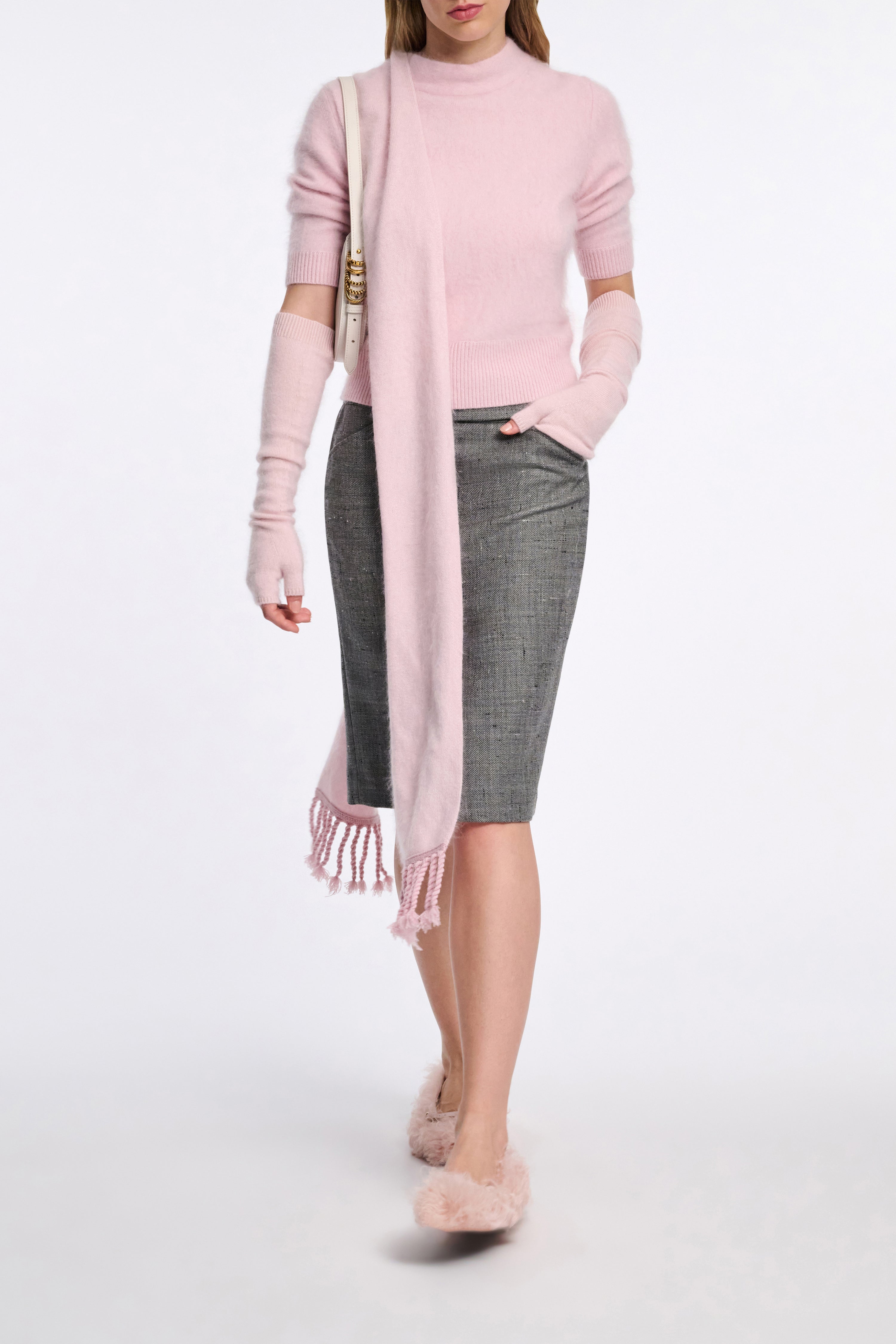 FLUFFY STATEMENT pullover